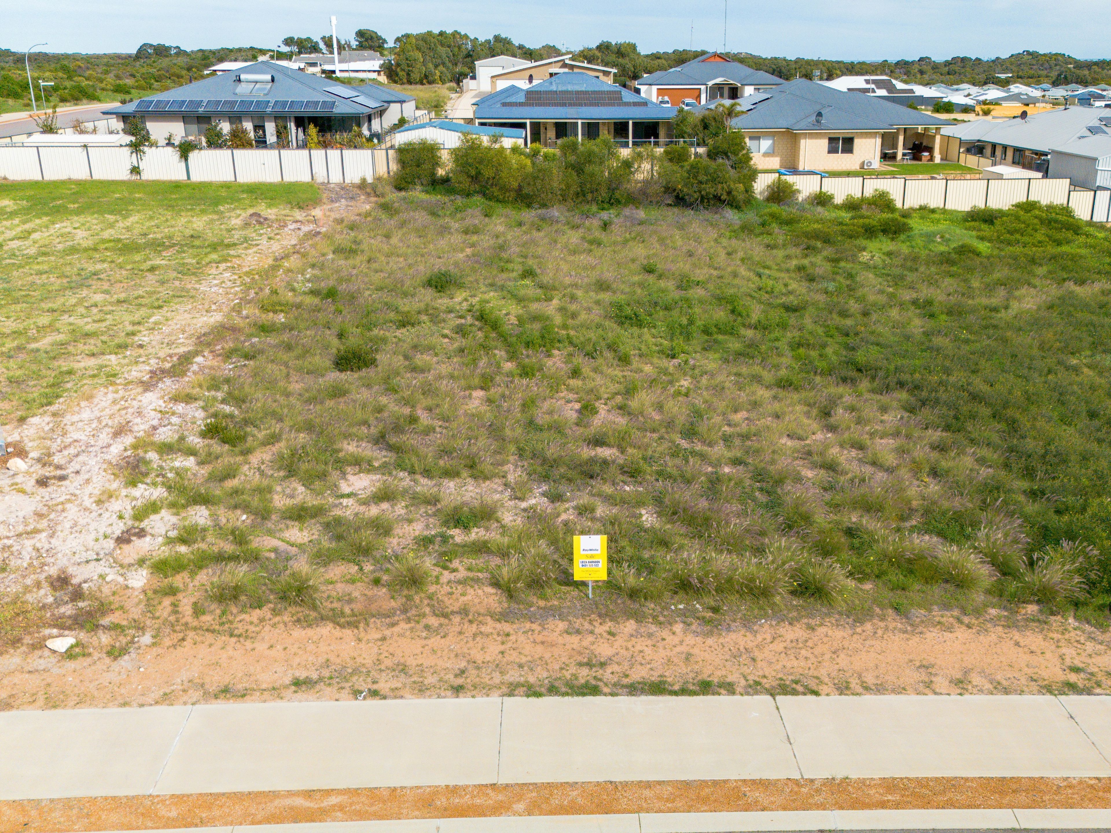 8 Bond Street, Port Denison, WA 6525