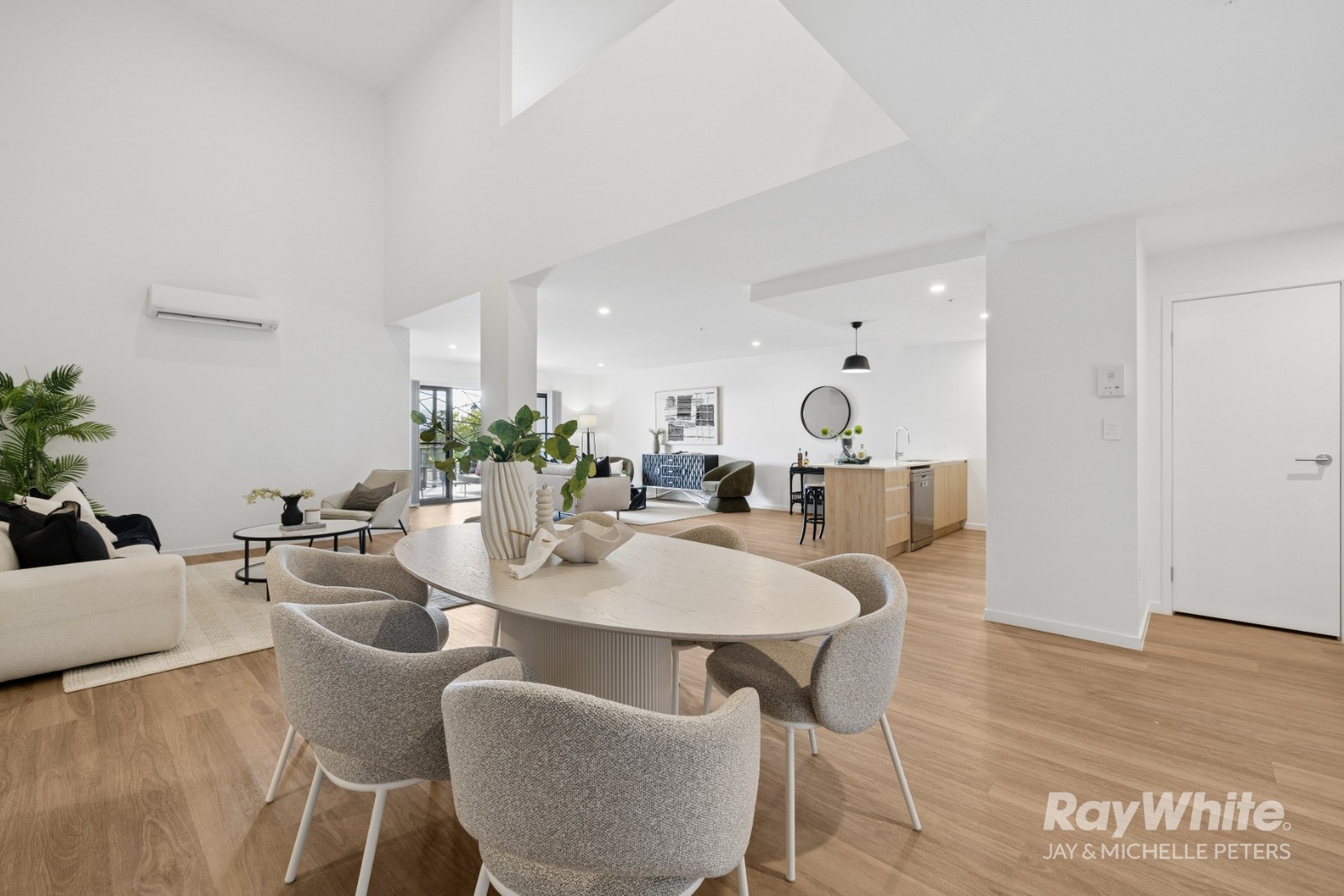 24/174-176 Mein Street, Scarborough, QLD 4020