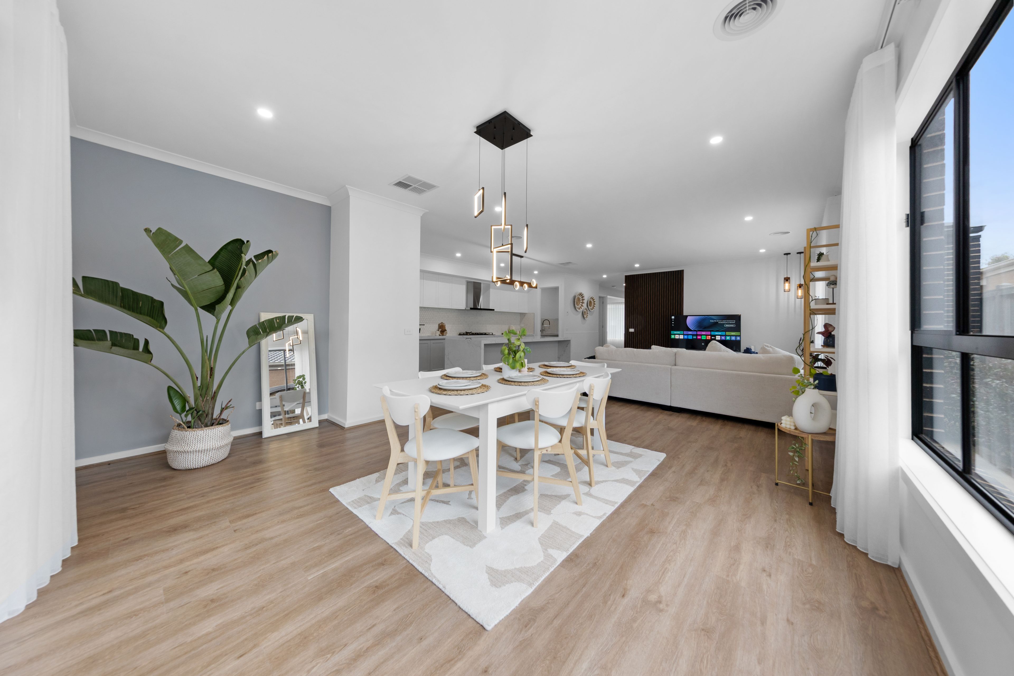 15 Flanagan Street — photo 3 of 15