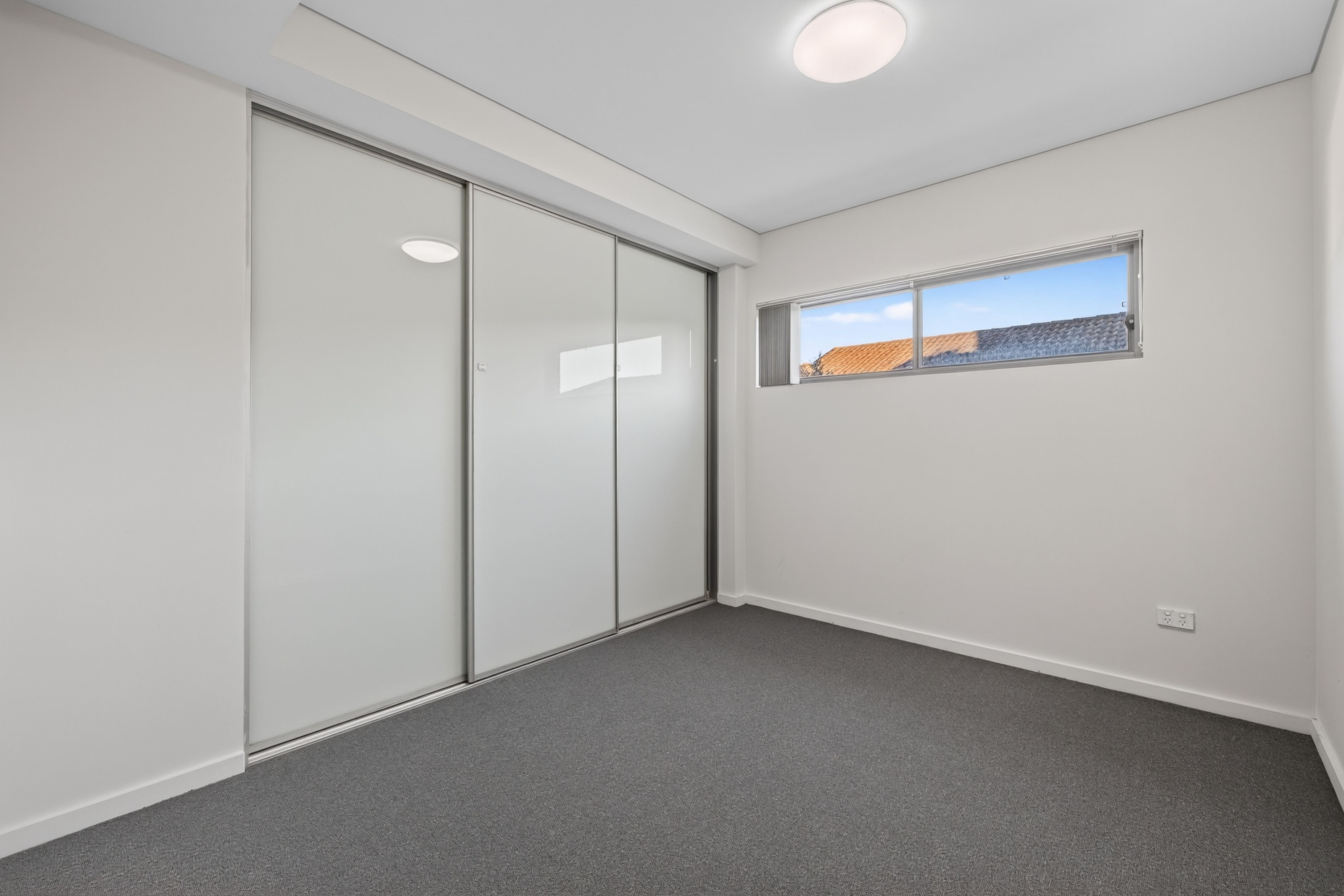 1/33 Percy Street — photo 11 of 16