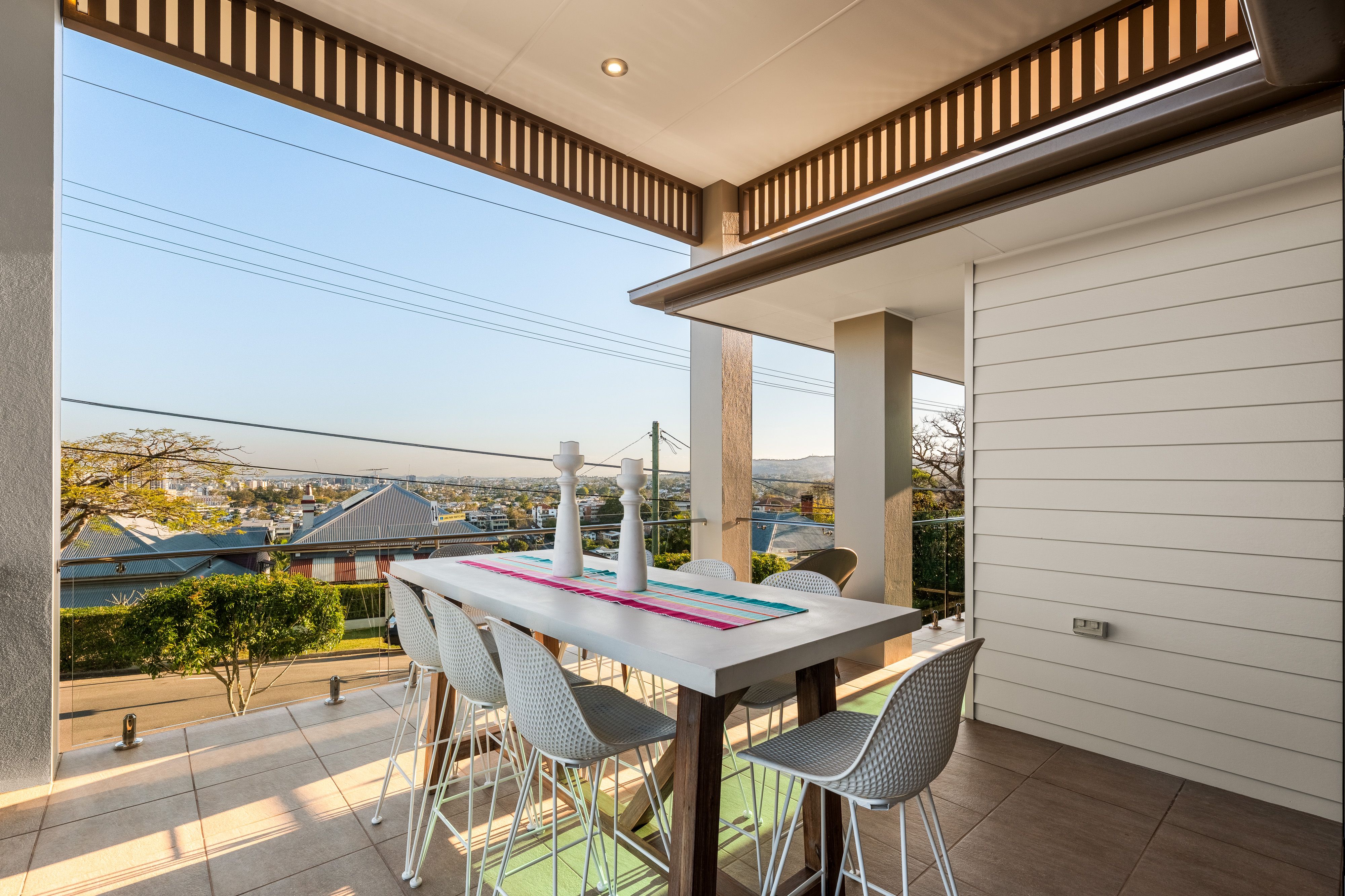67 Upper Cairns Terrace — photo 8 of 24