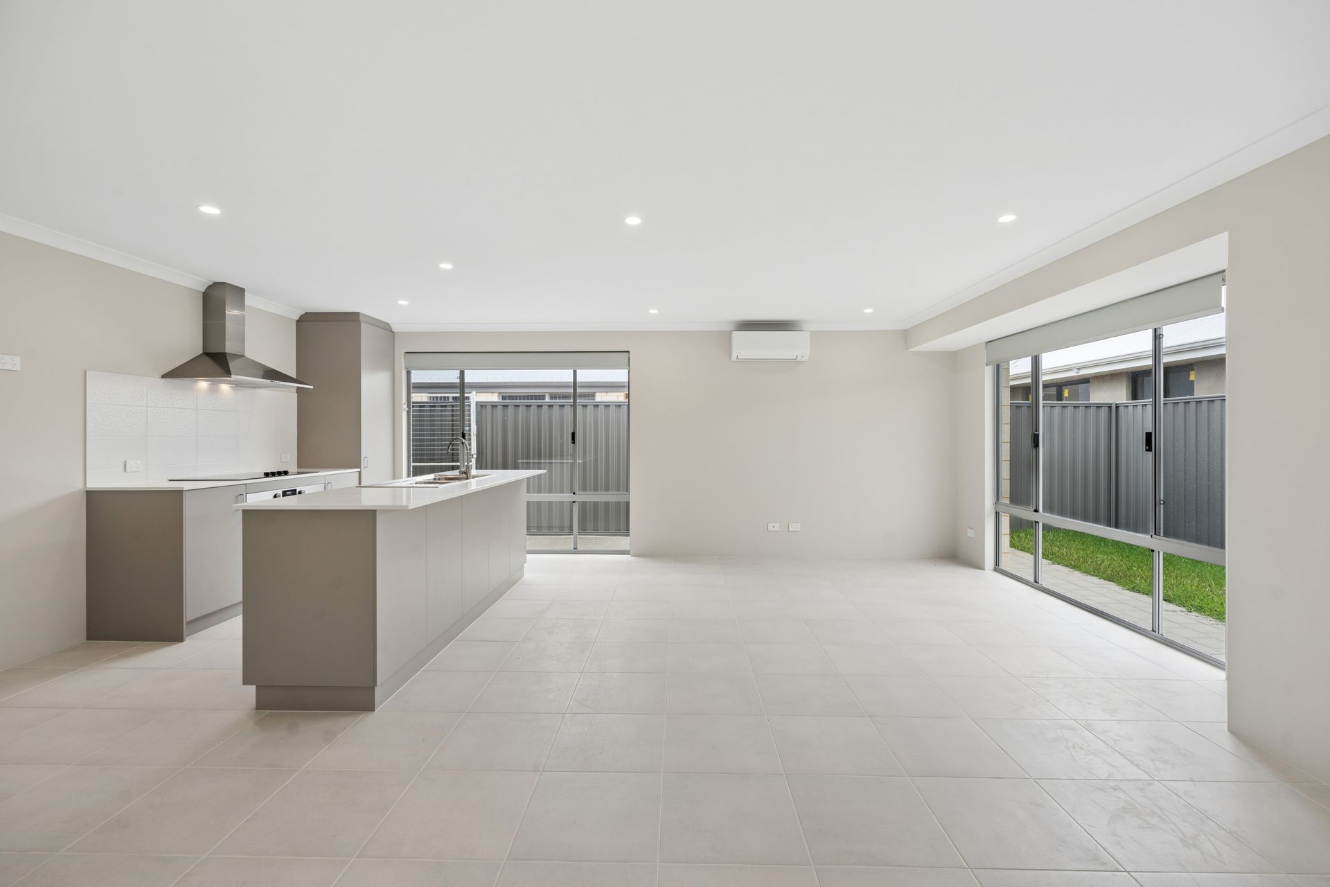 11 Fitzroy Road — photo 7 of 18