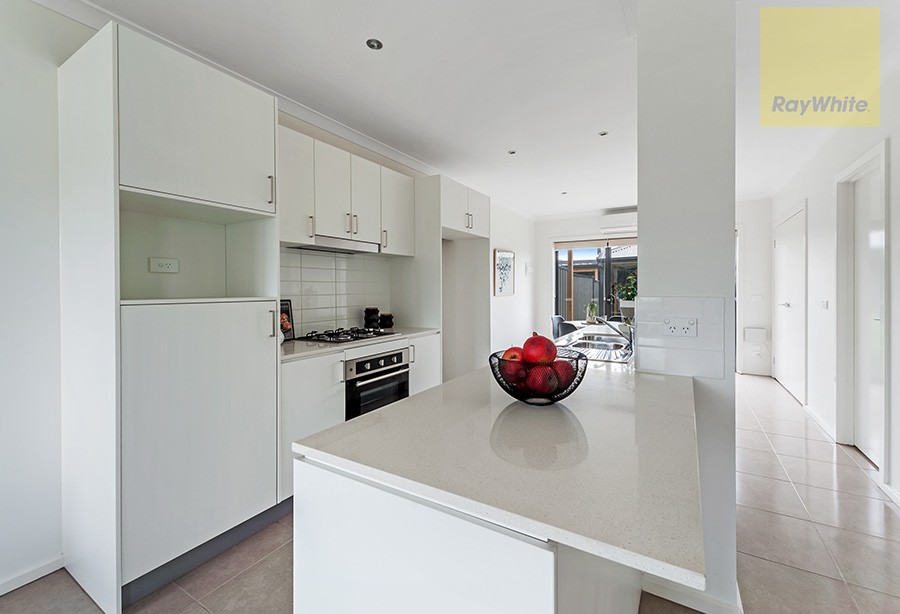 100 Baronial Way, Craigieburn, VIC 3064