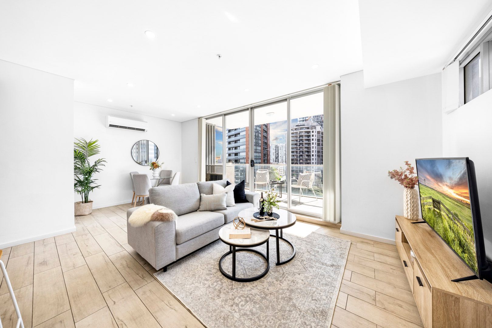 802/23 Hassall Street, Parramatta, NSW 2150