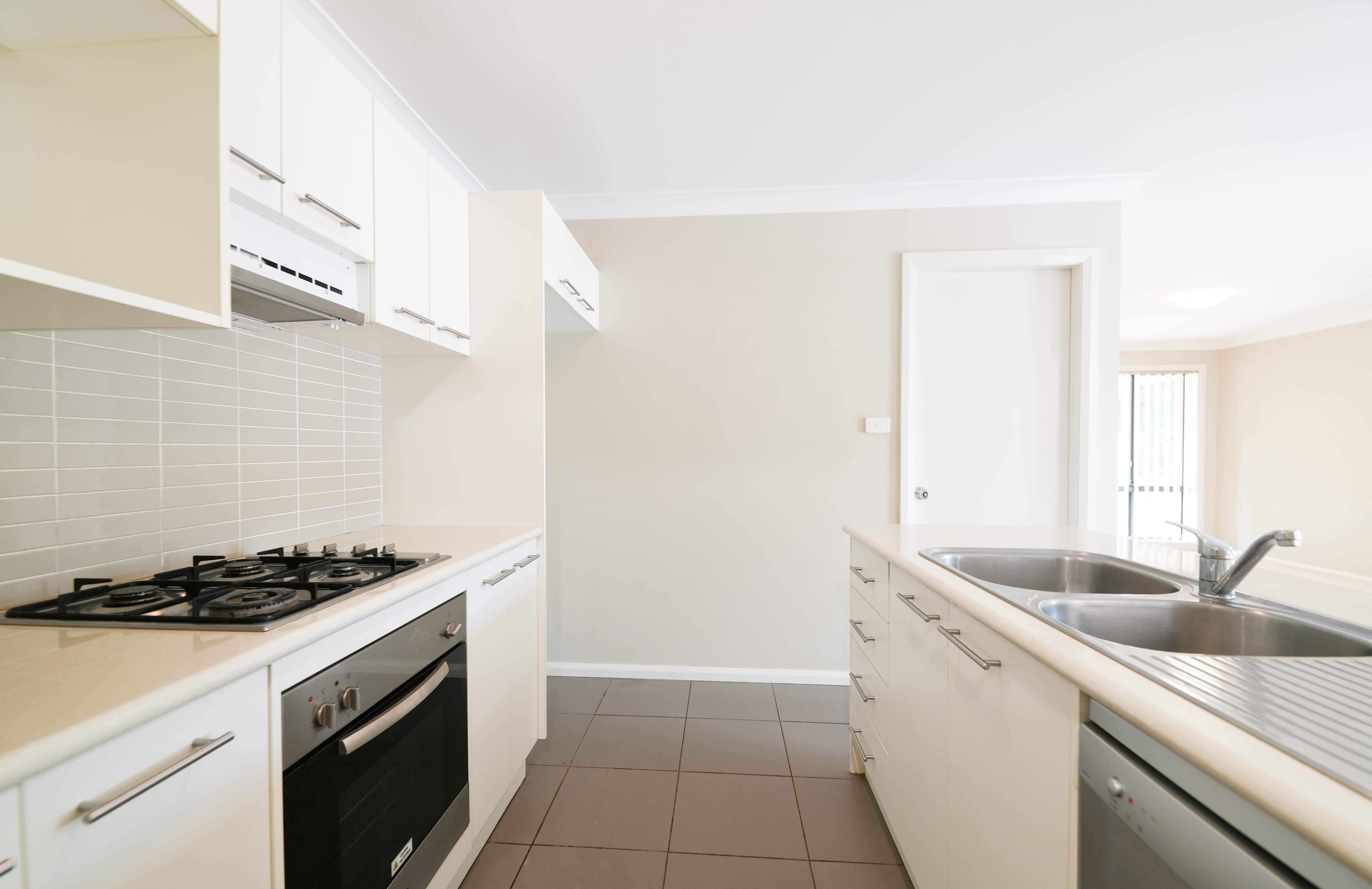 27 & 27a Wentworth Street — photo 5 of 26