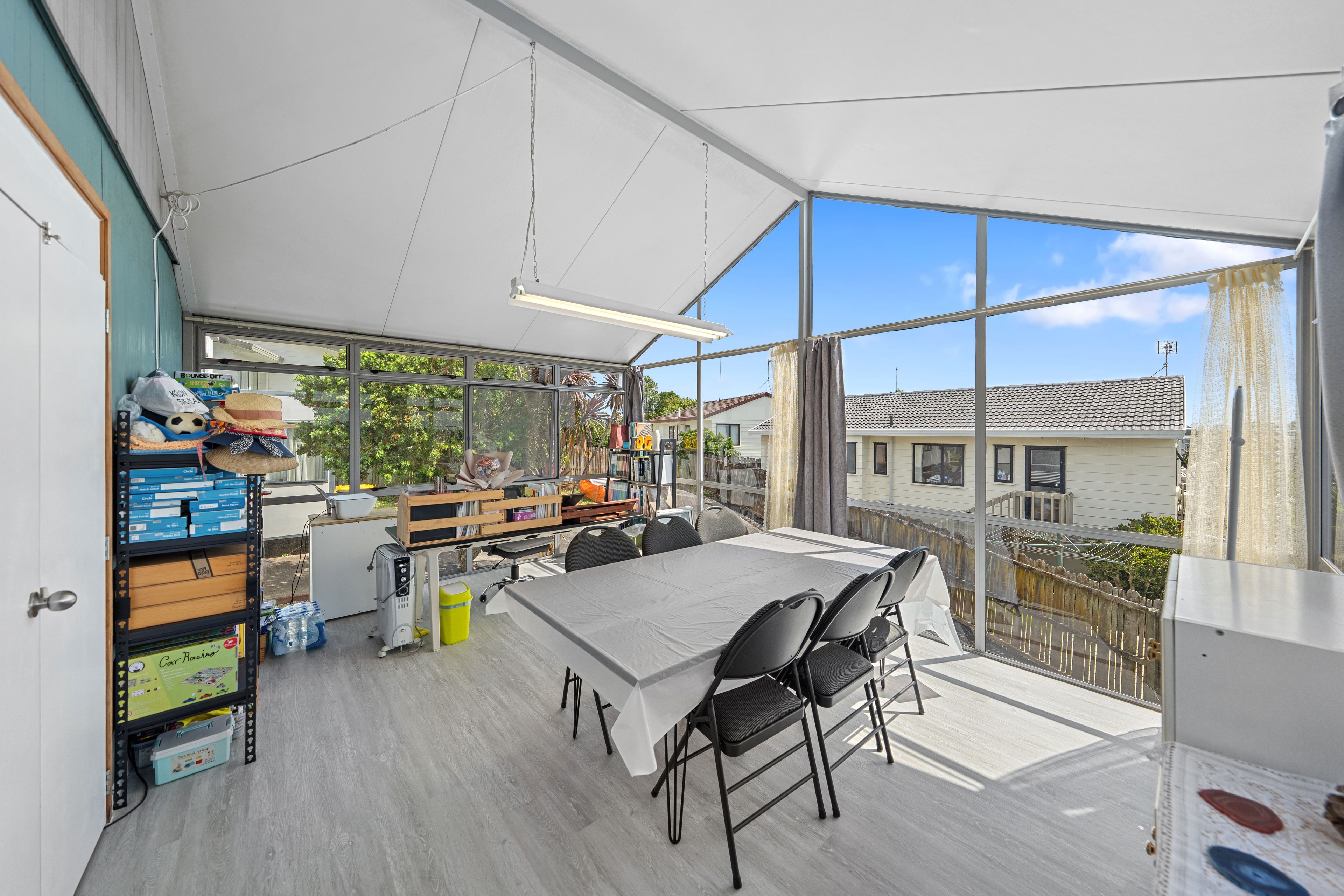 8 Grenadine Place, Unsworth Heights, North Shore City