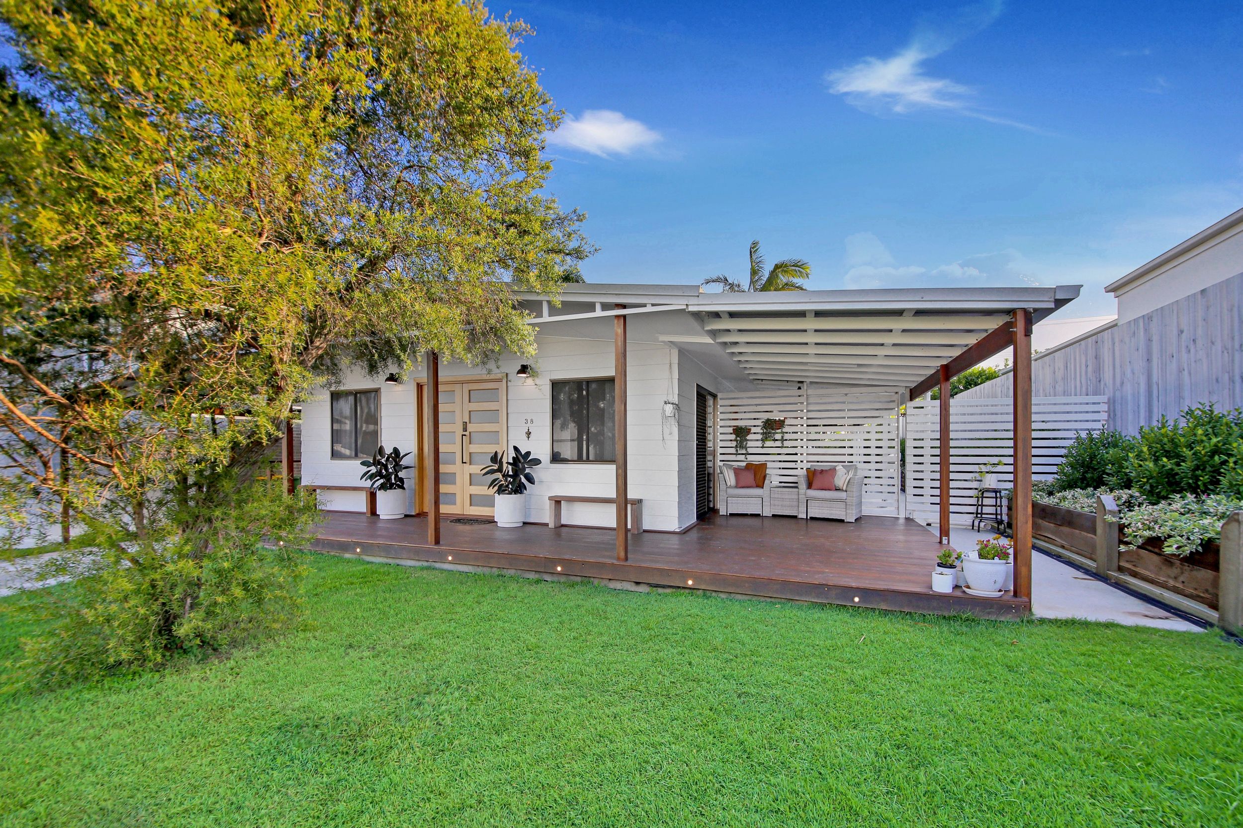 38 Tombarra Street, Mooloolaba, QLD 4557