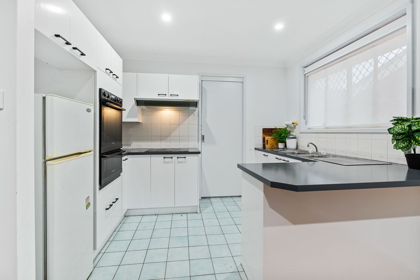 1/32 Kings Road, Ingleburn, NSW 2565