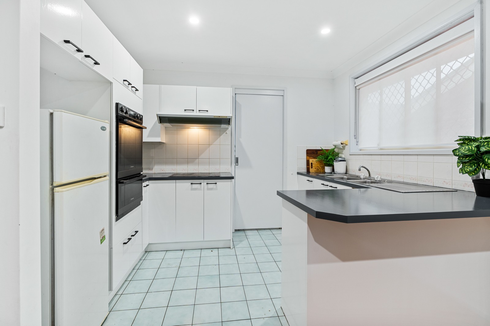 1/32 Kings Road, Ingleburn, NSW 2565