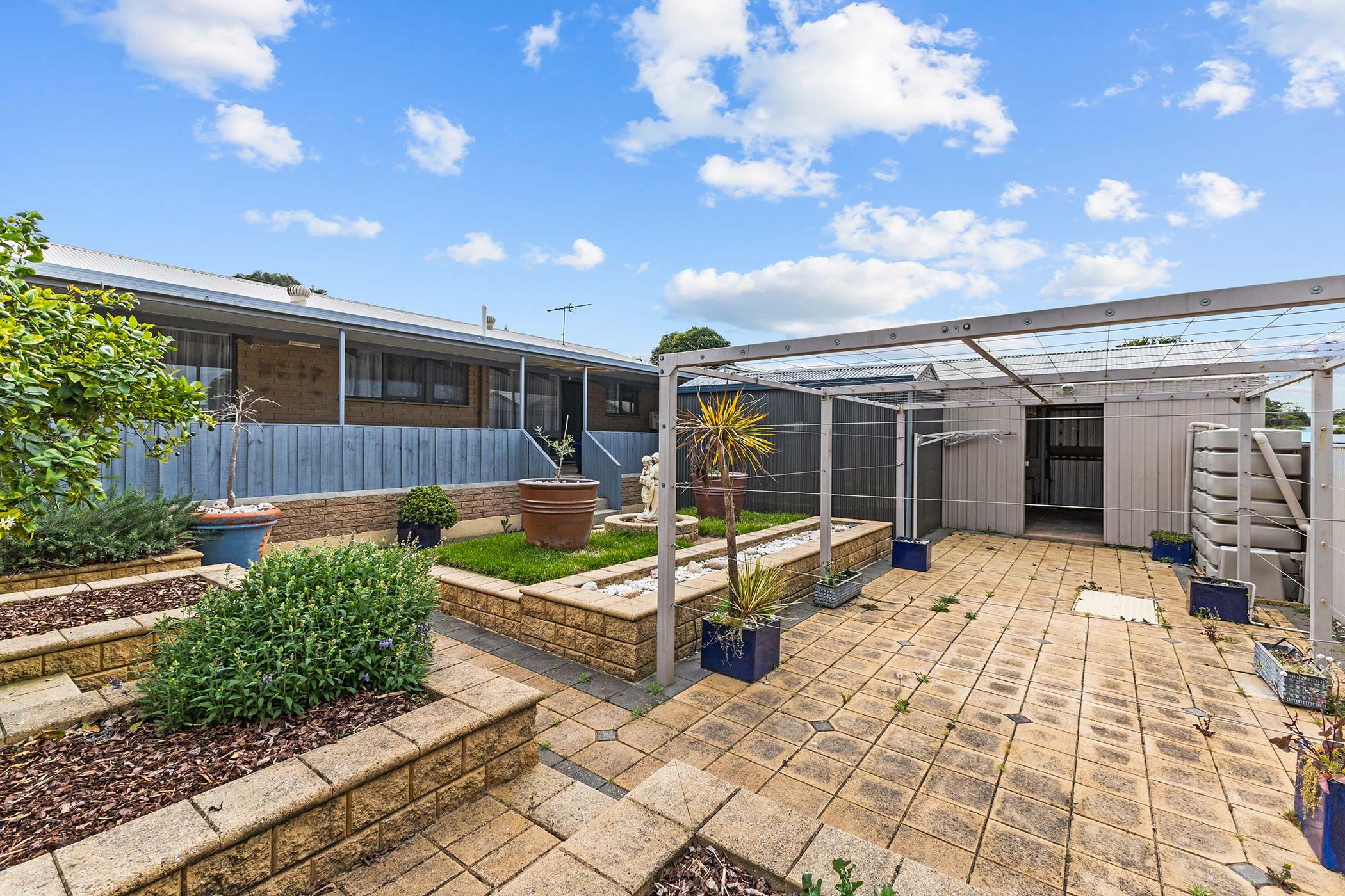 11 Chapel Road — photo 15 of 16