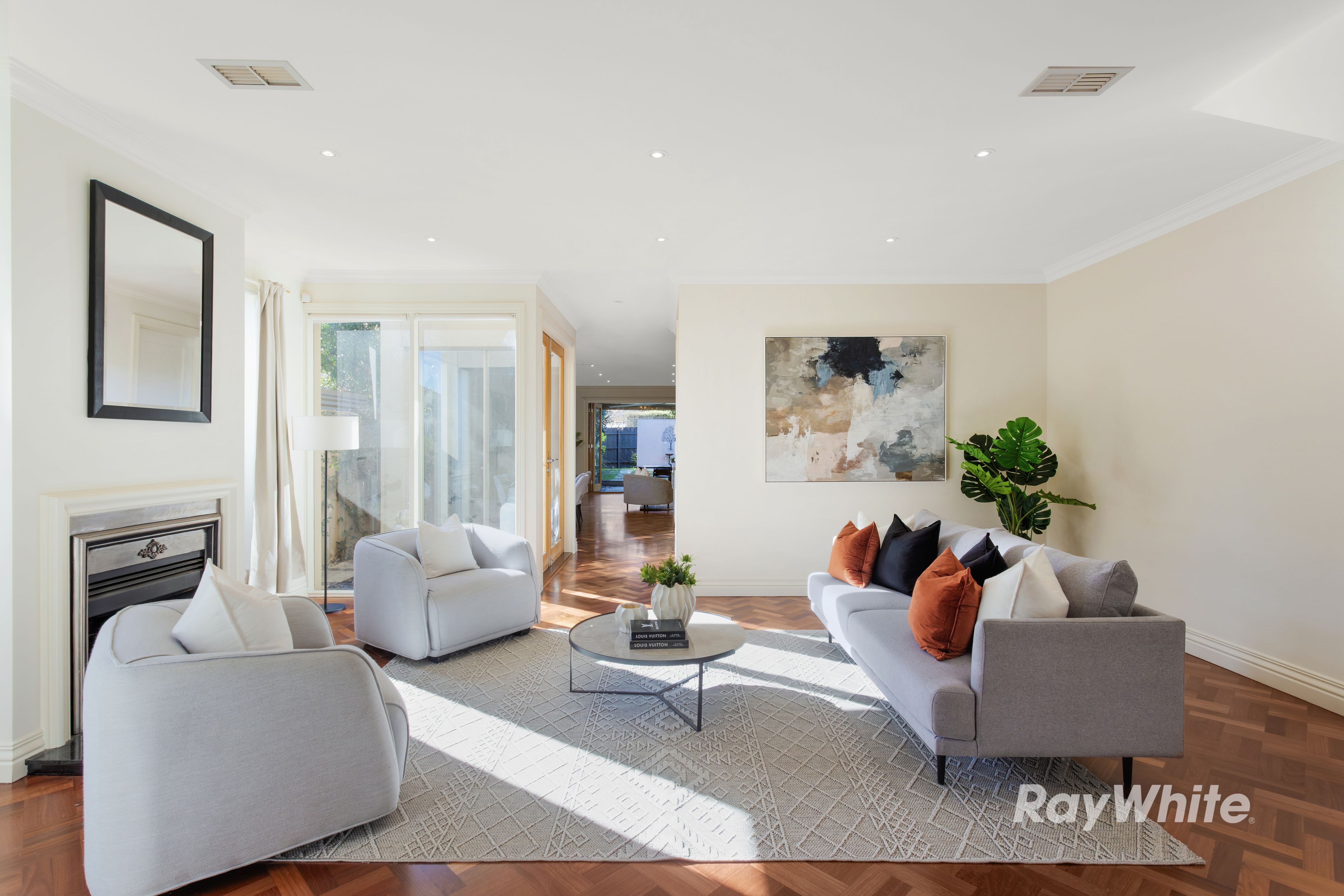 11 Ellindale Avenue — photo 3 of 13