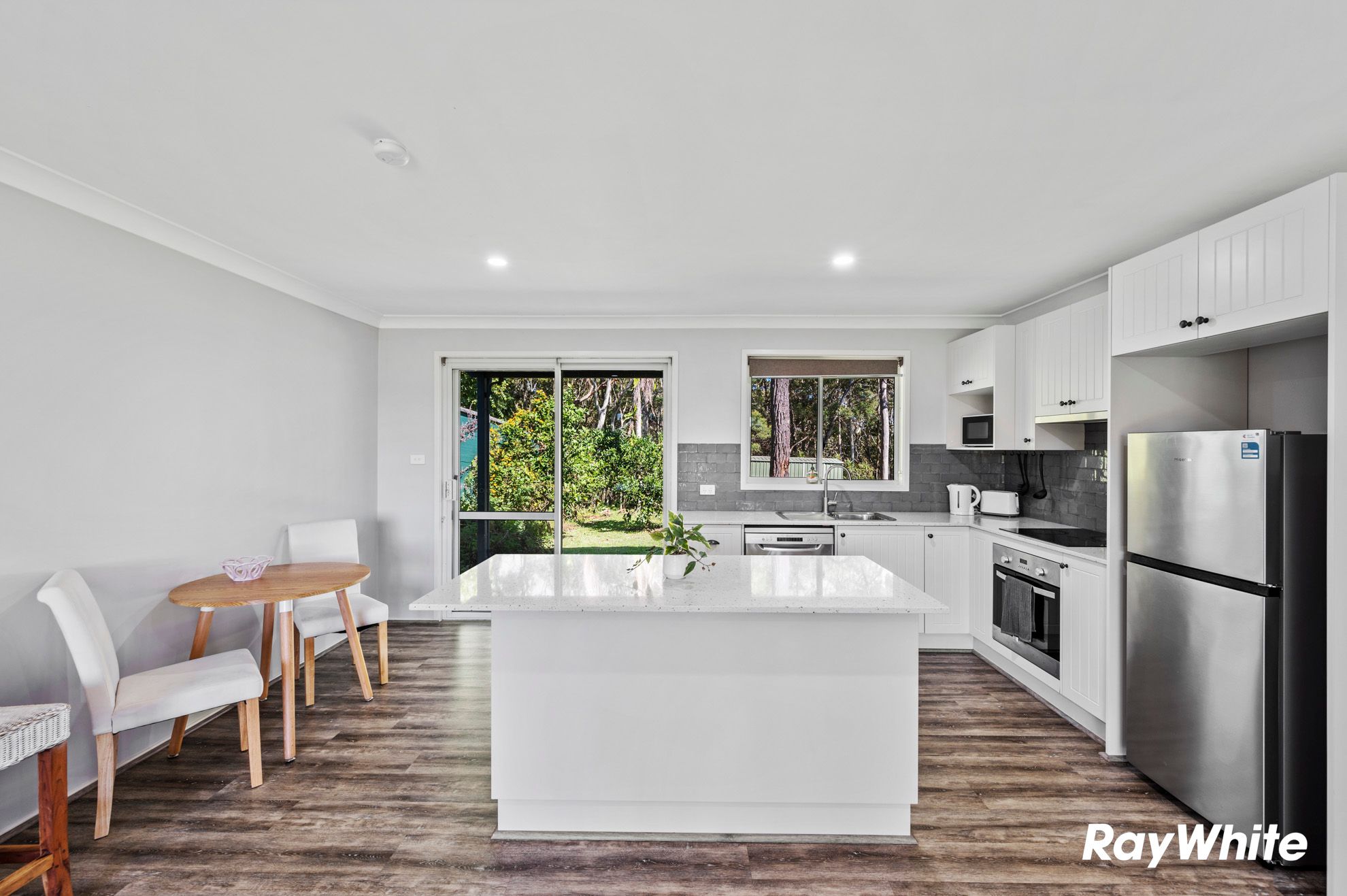13 Hazel Road — photo 3 of 18