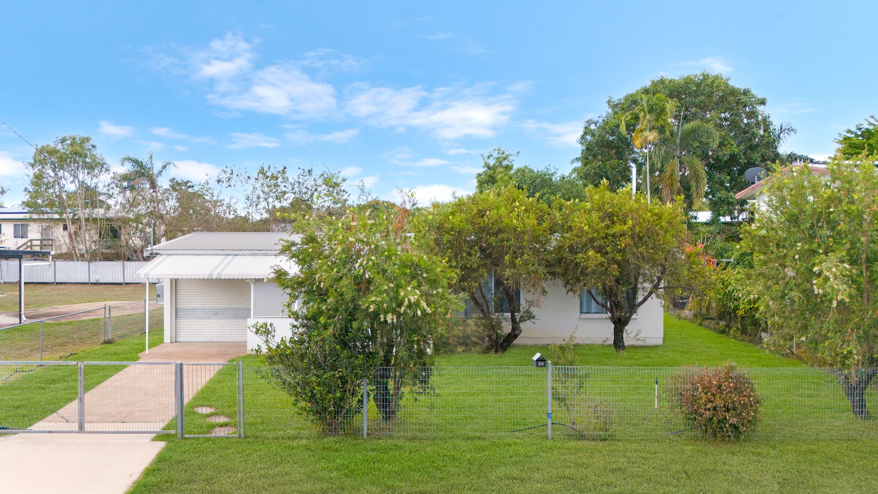 24 Kulgun Crescent — photo 10 of 10