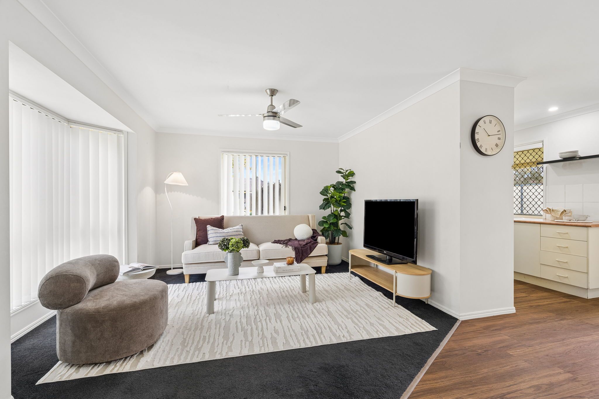 35 Billabong Drive — photo 4 of 17