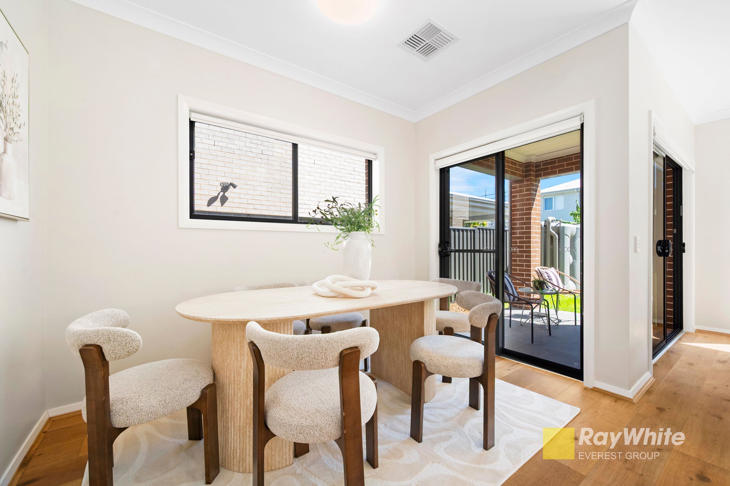 17 Sweet Street — photo 10 of 26