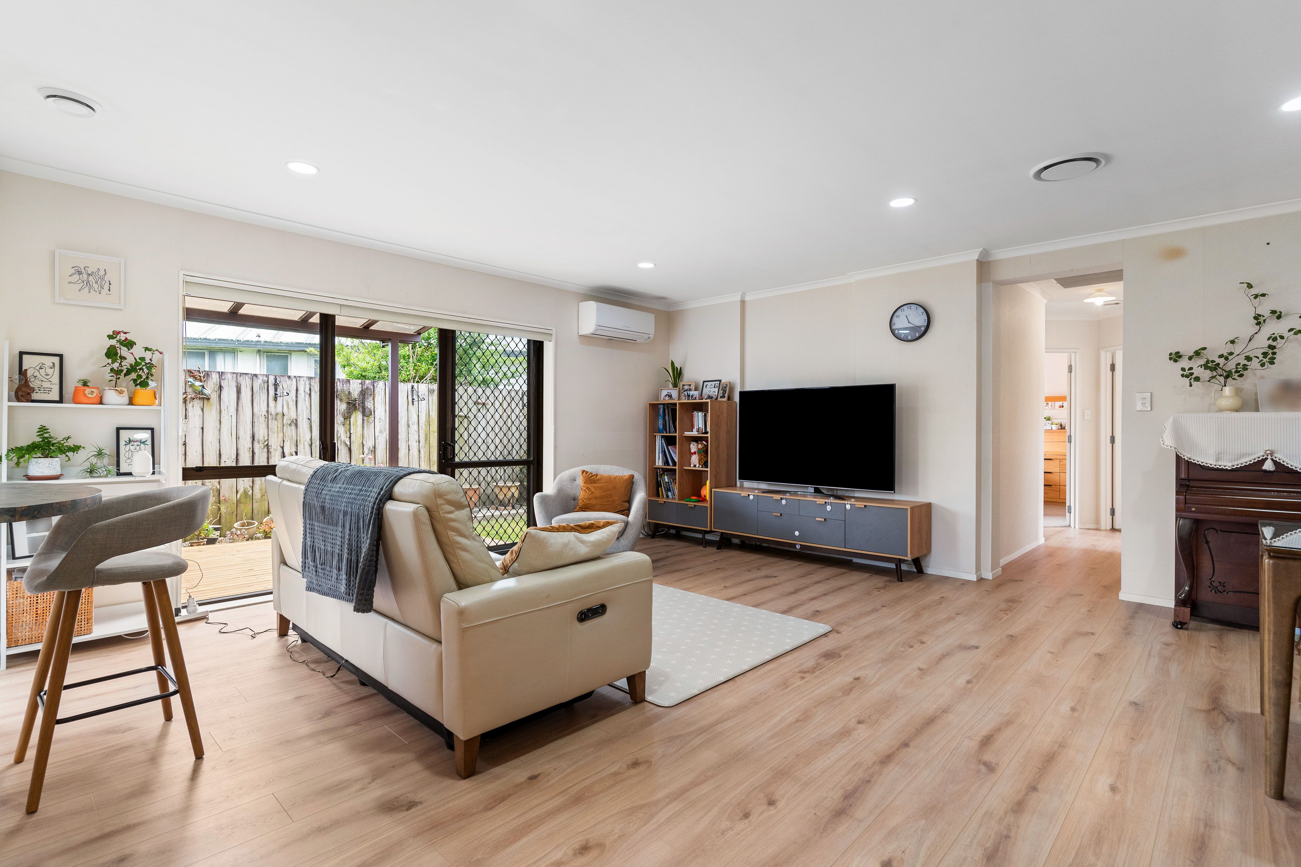 291 Mahia Road, Weymouth, Manukau City