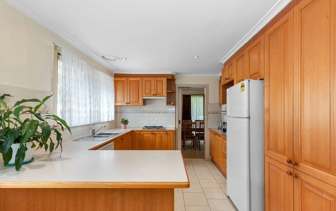 21 Summerhill Avenue, Wheelers Hill, VIC 3150