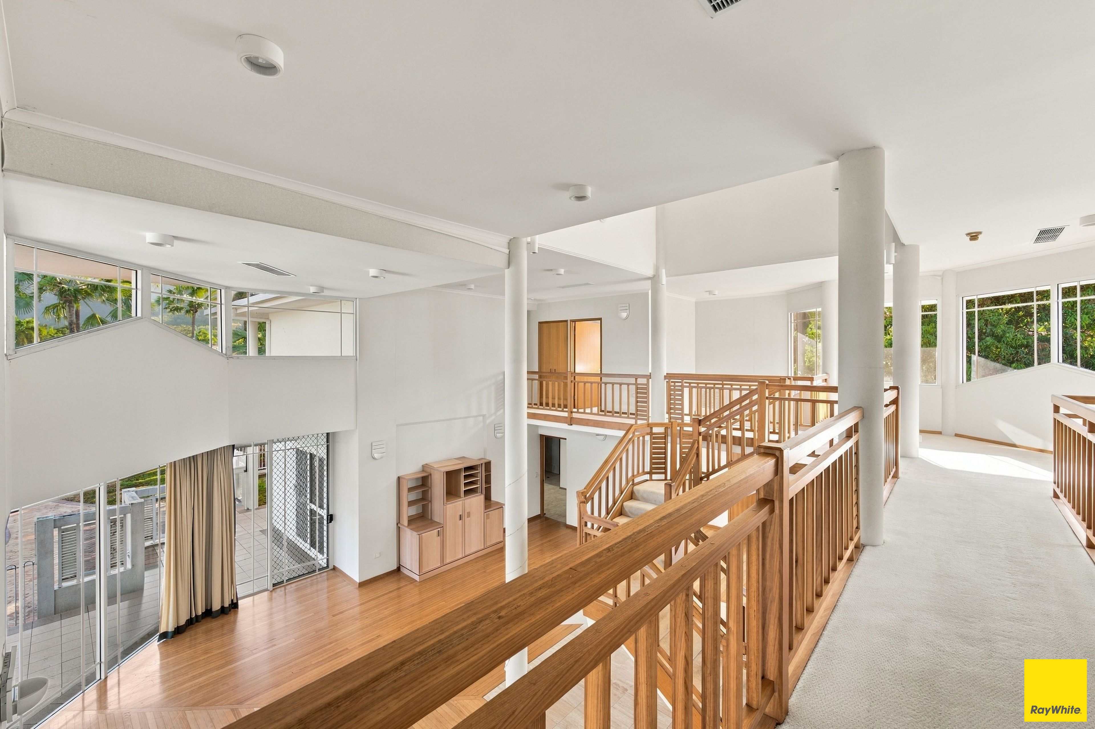 2 Stream Avenue — photo 18 of 30