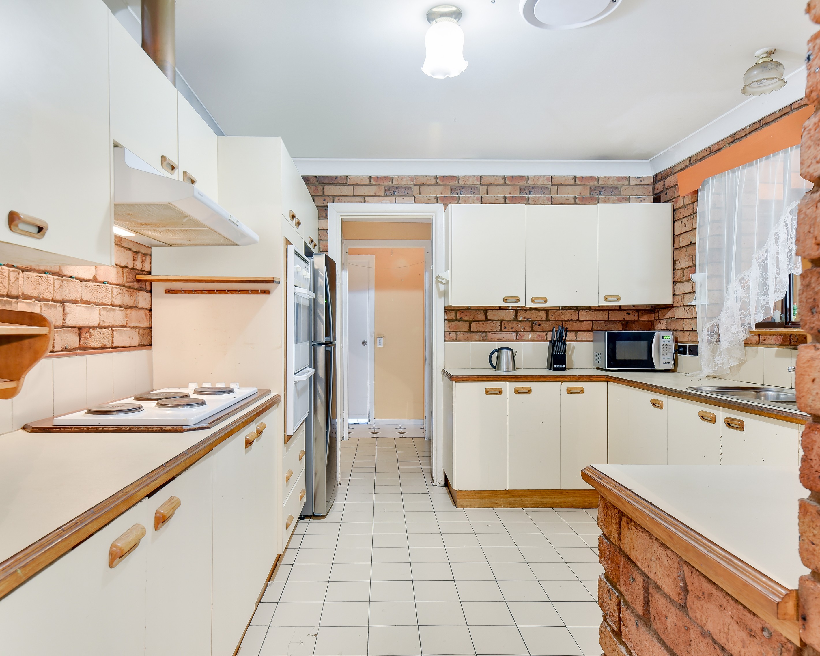 208 Railway Parade, Macquarie Fields, NSW 2564