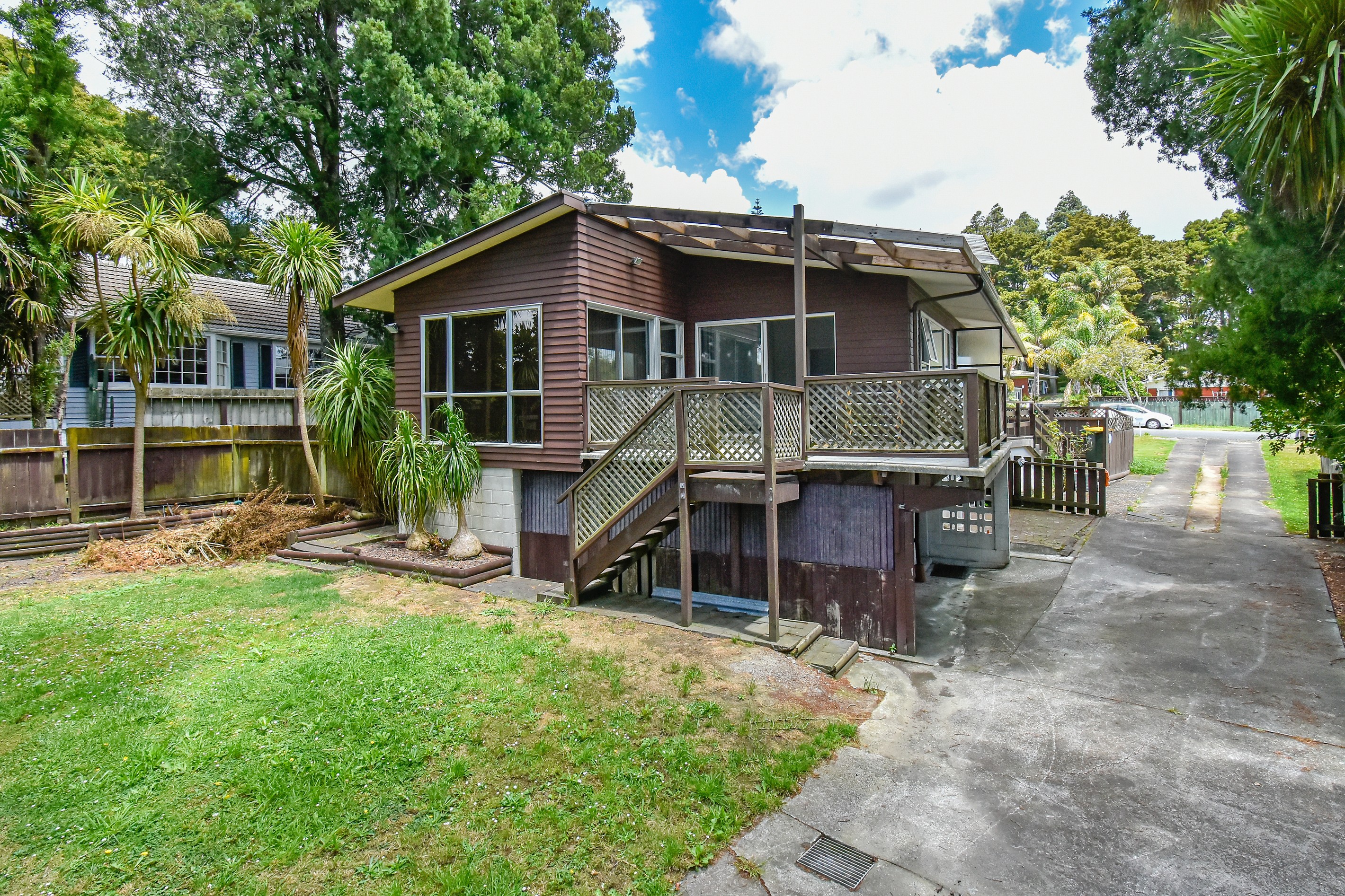 72 Lawrence Crescent, Manurewa, Manukau City