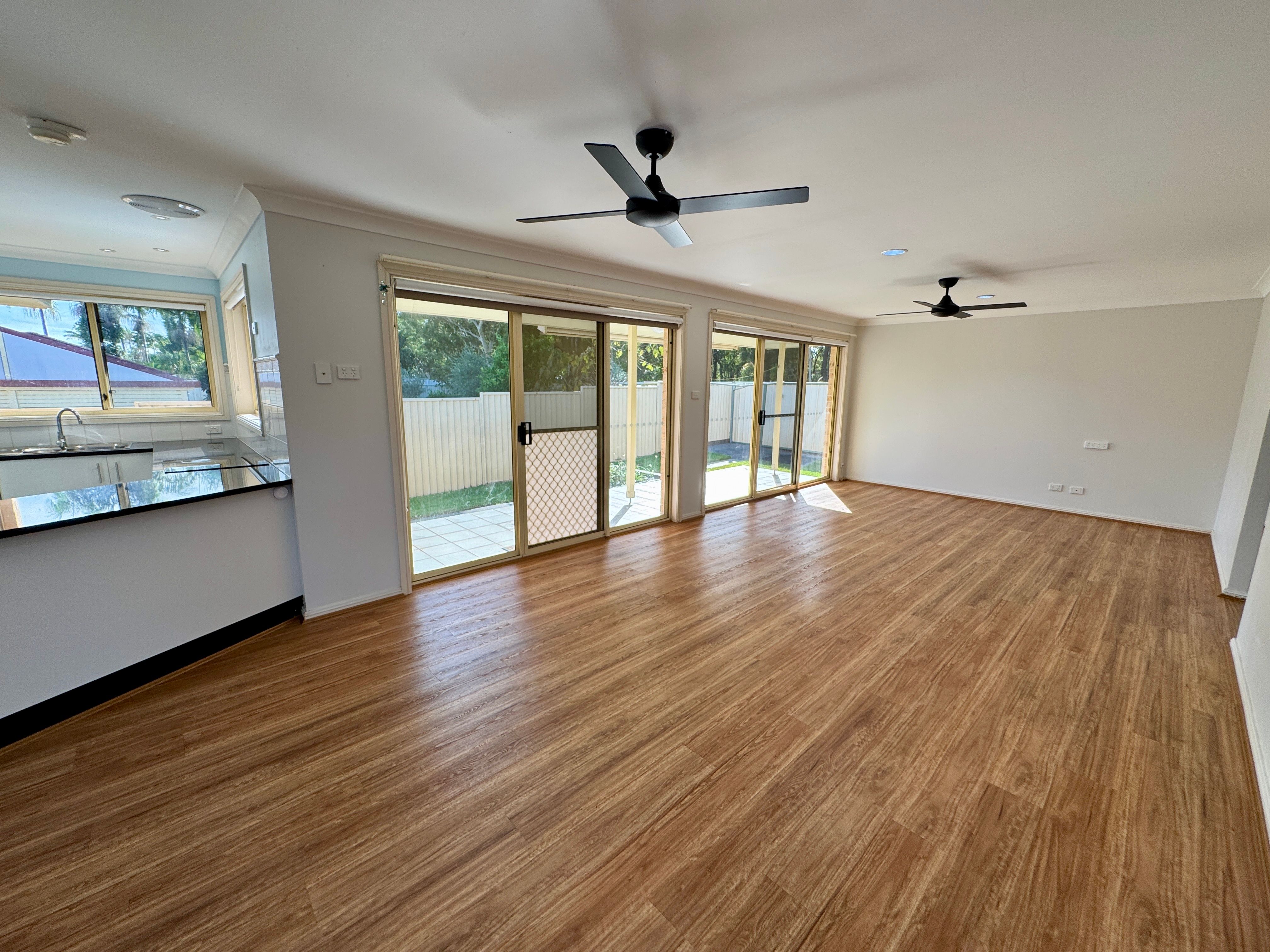 16 Government Road, Summerland Point, NSW 2259