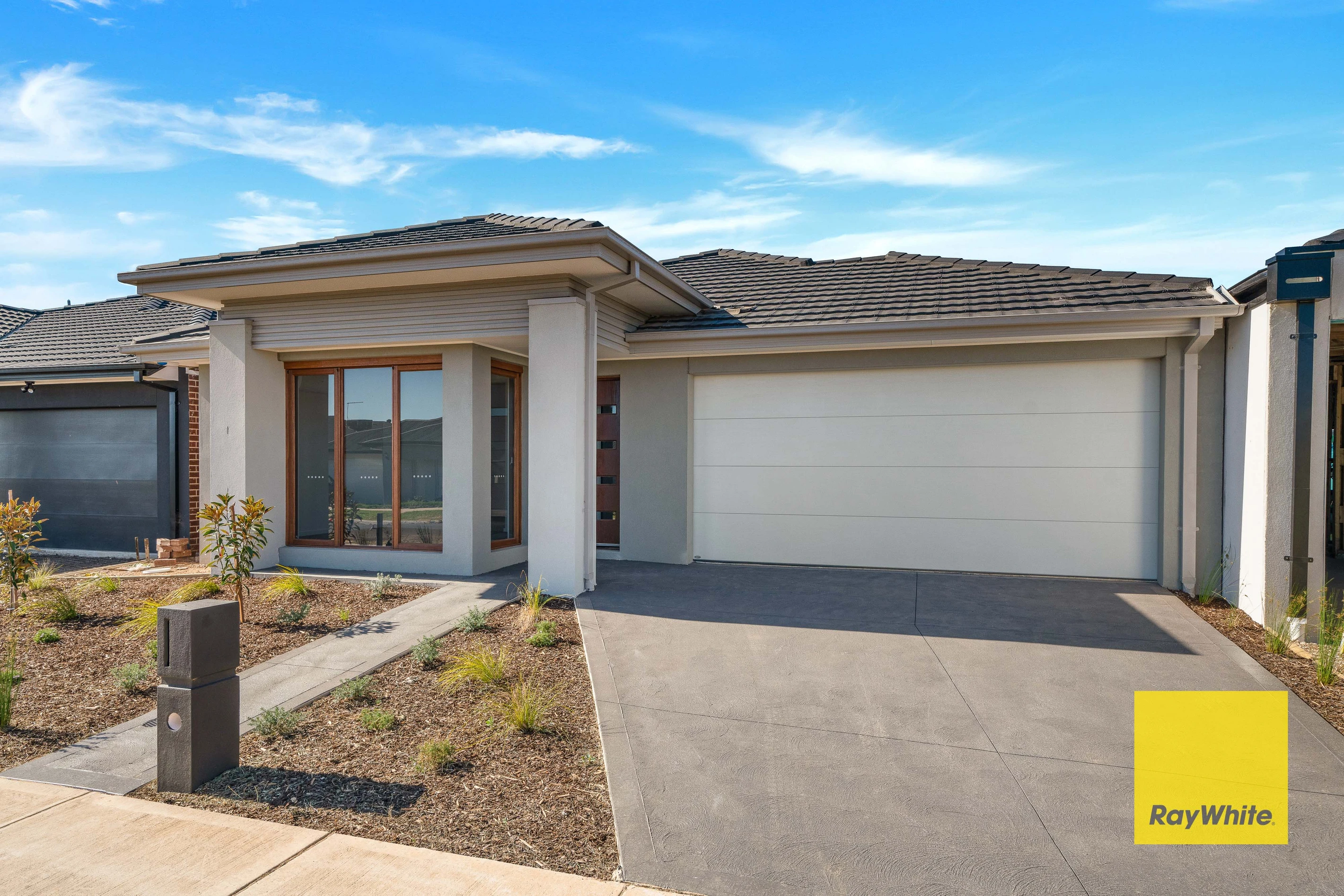 14 Cinder Drive, Tarneit, VIC 3029
