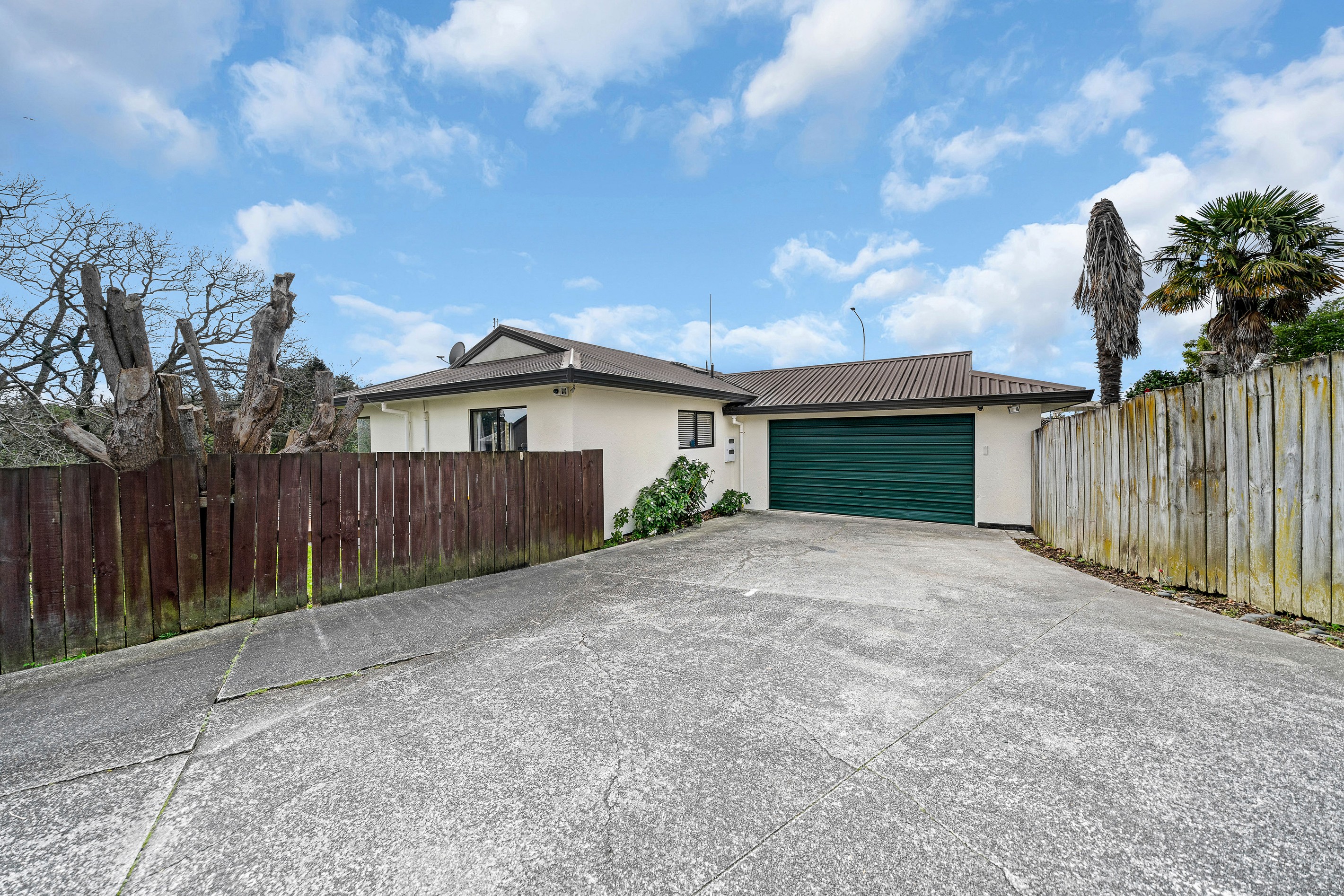 1/27 Lochend Place, Highland Park, Manukau City