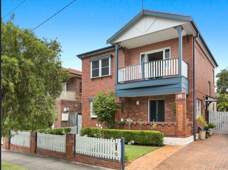 17 Nield Avenue, Rodd Point NSW 2046