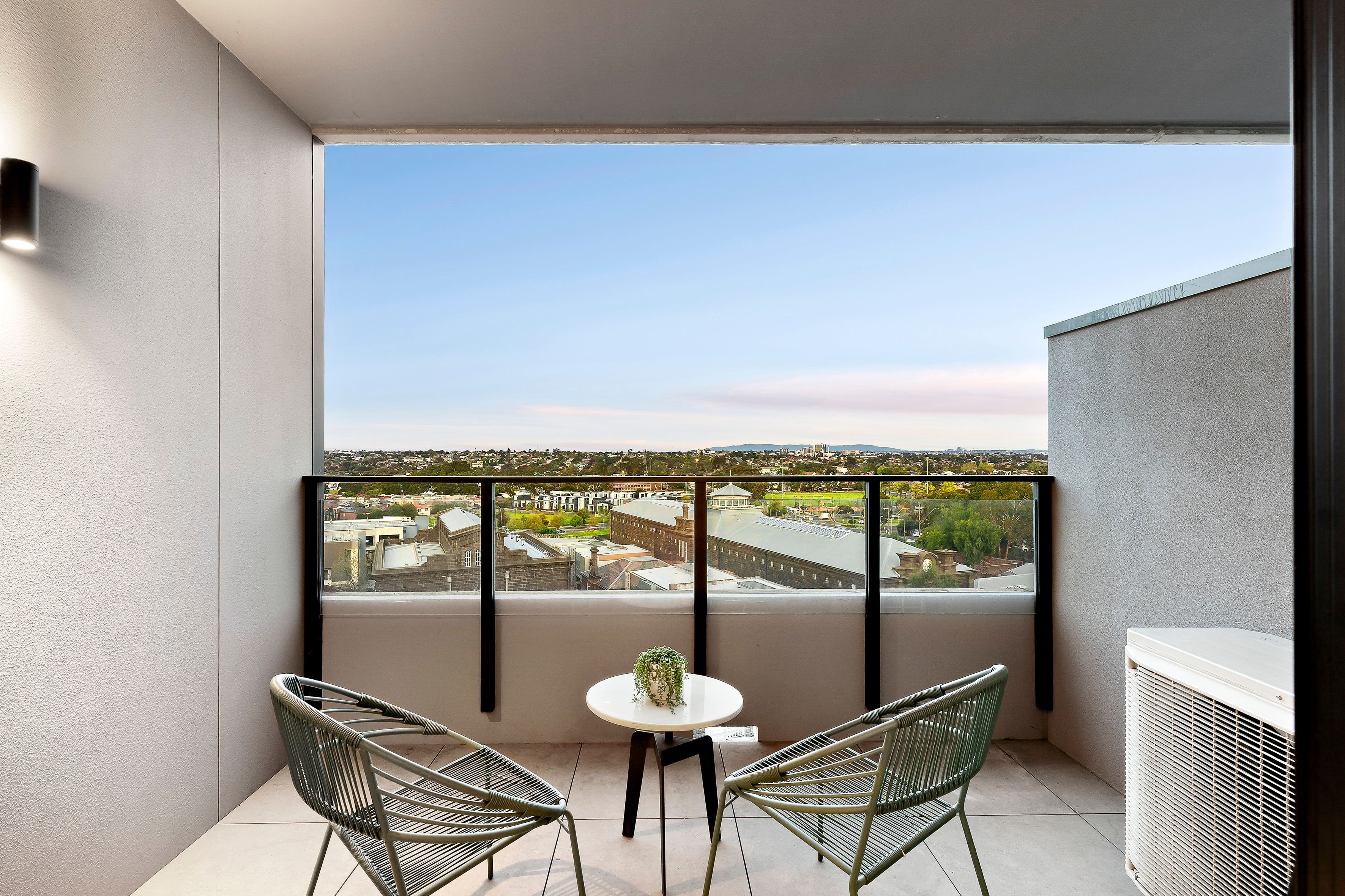 613/11 Urquhart Street — photo 11 of 15