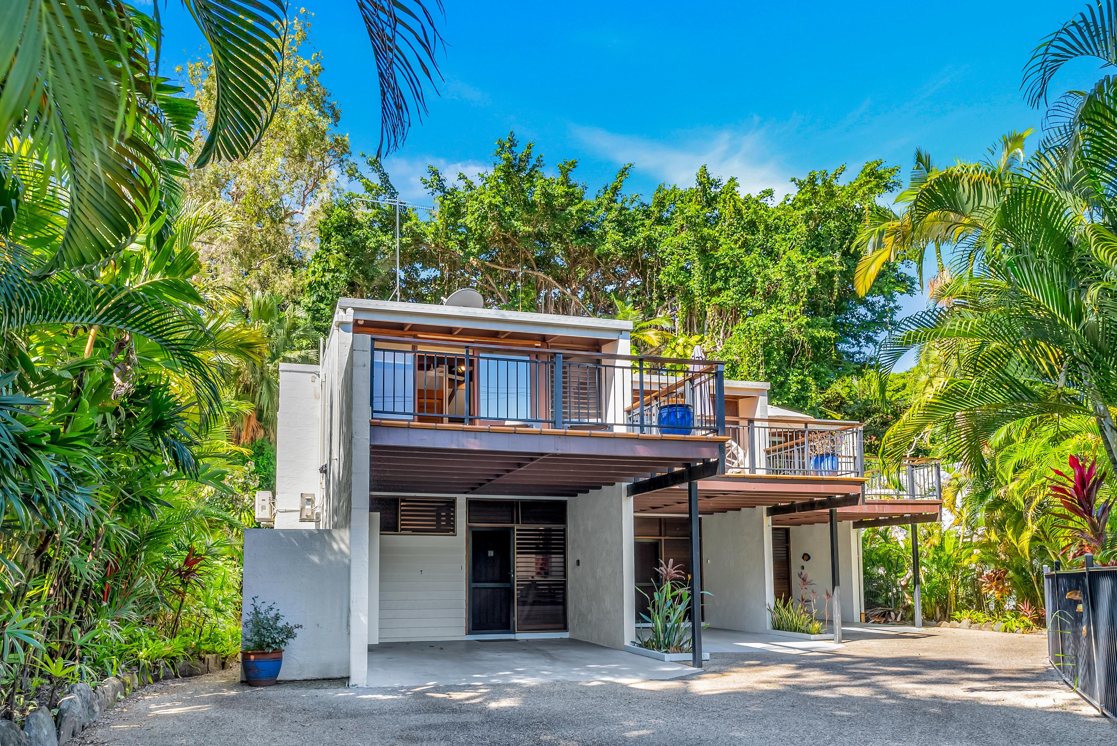 Villa 1/24 Solander Boulevard — photo 13 of 15