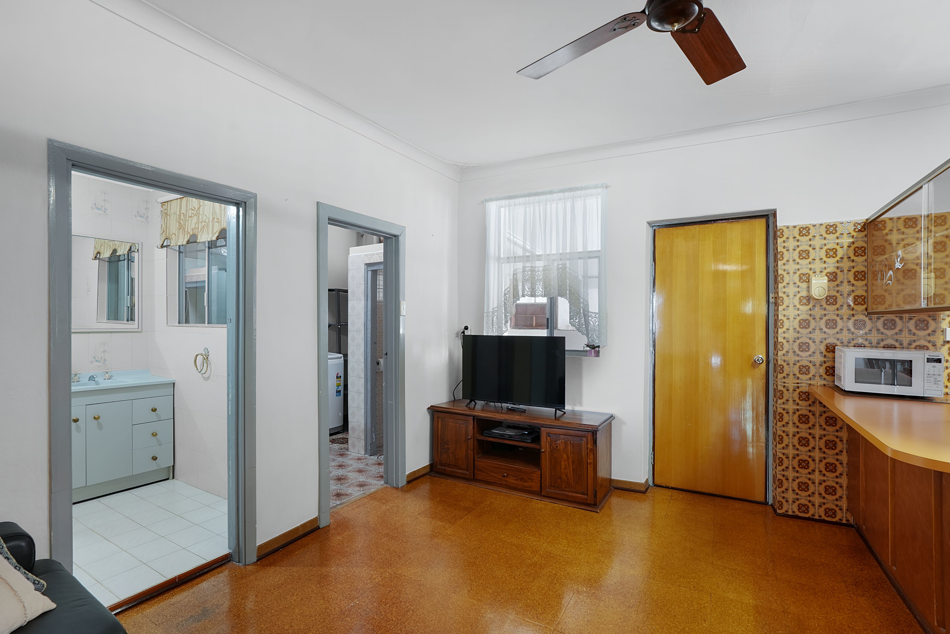 400 Bulwer Street — photo 19 of 26