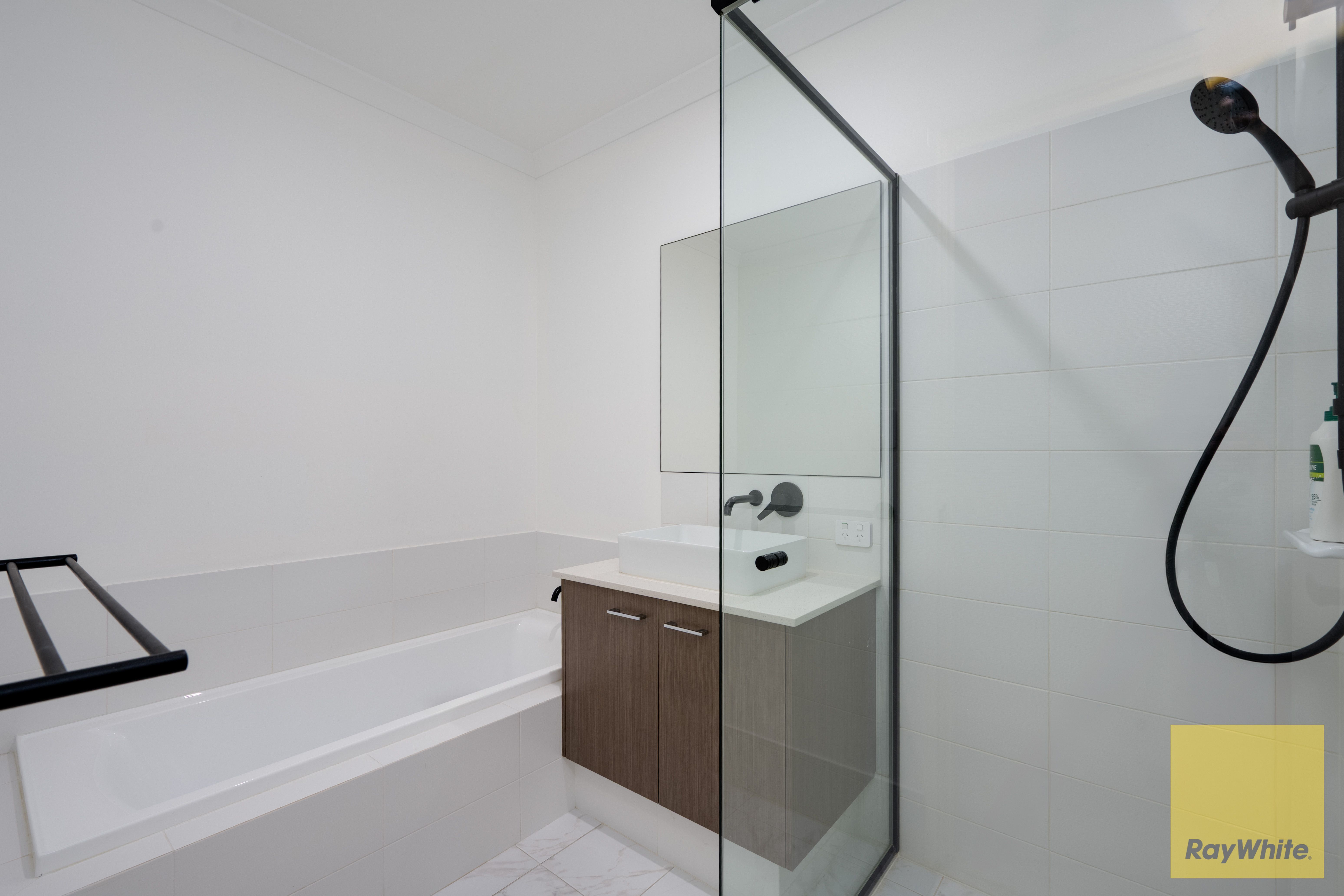 19 Alabaster Road — photo 16 of 23