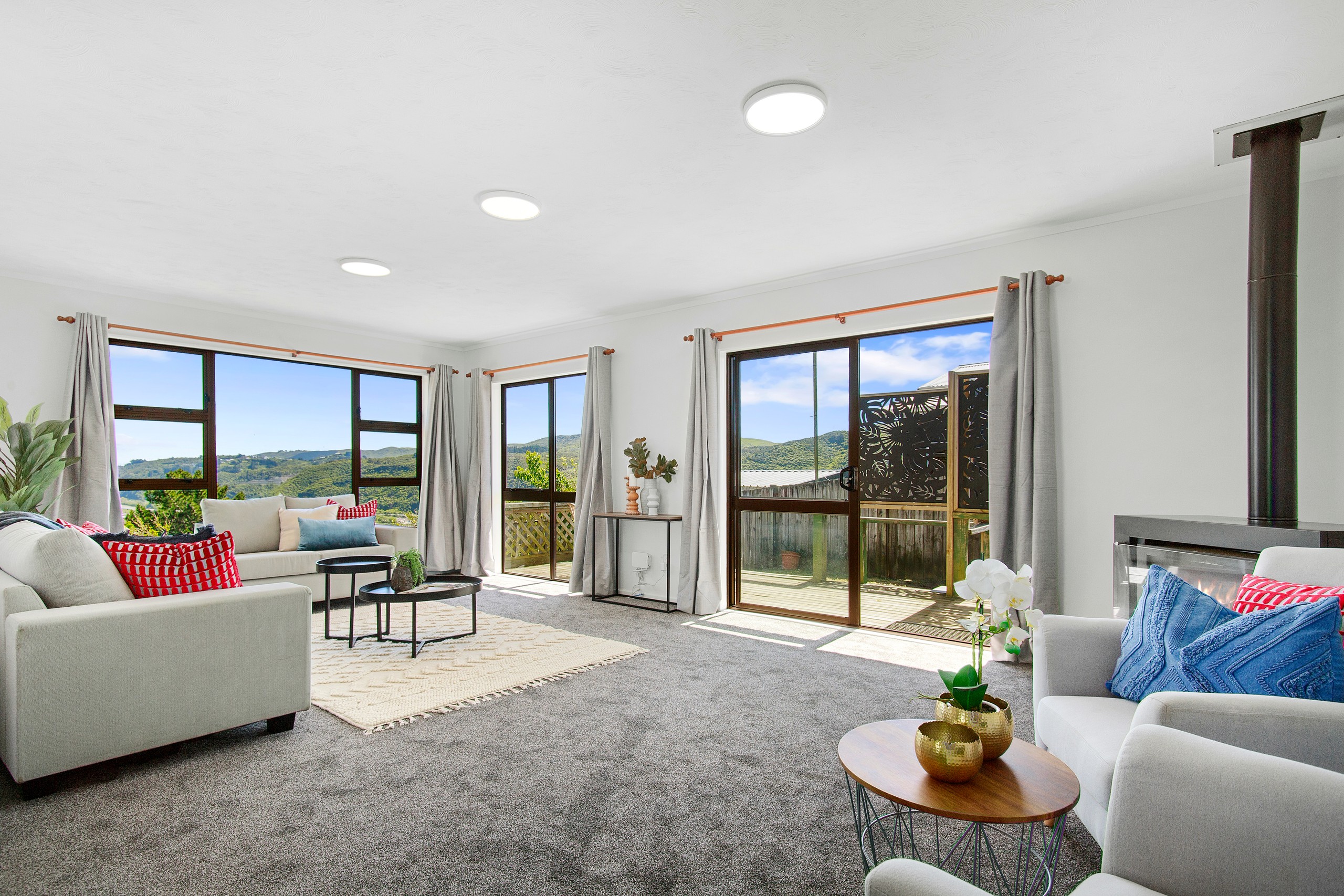 2/13 McManaway Grove, Stokes Valley, Lower Hutt City