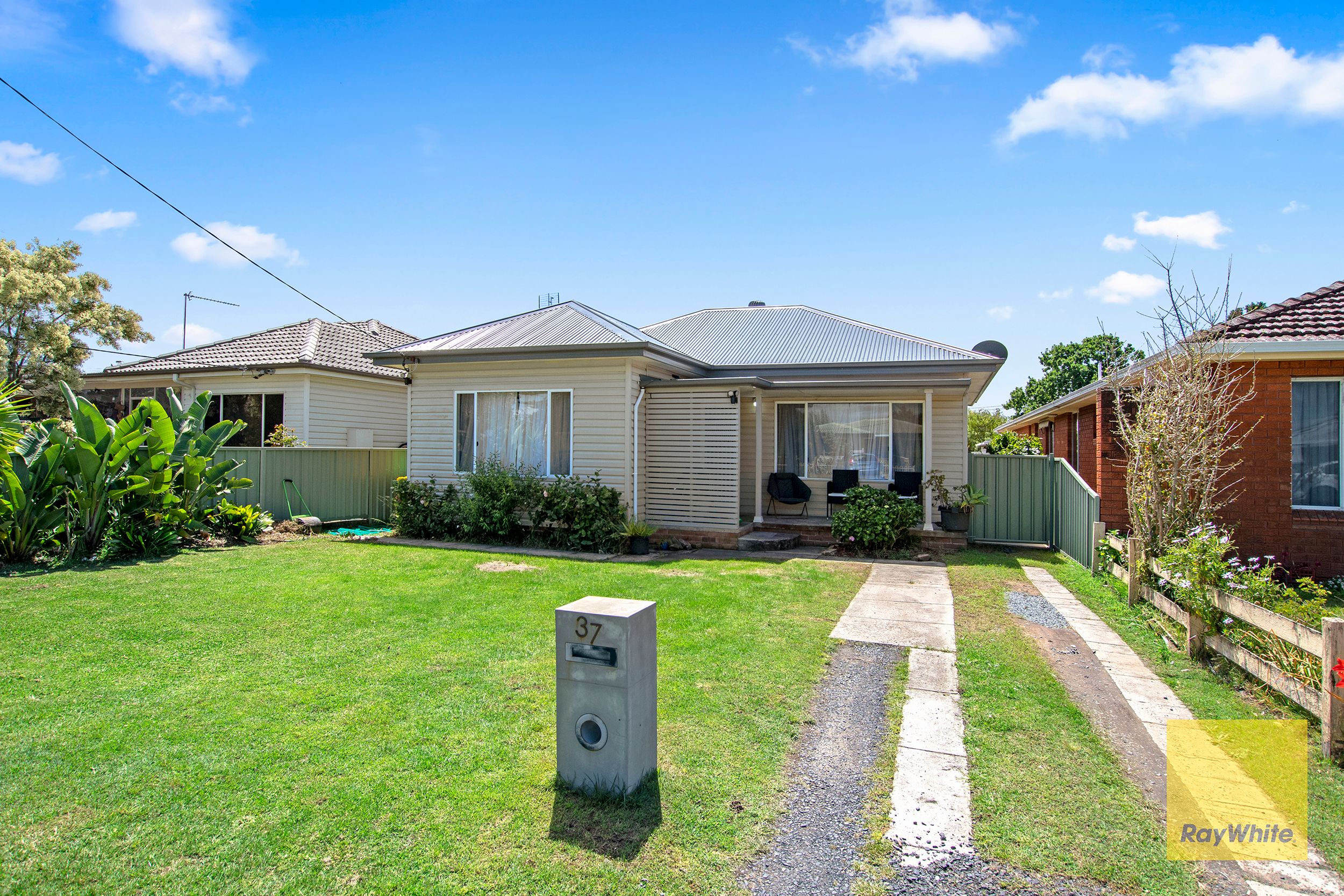 37 Neptune Street, UMINA NSW 2257