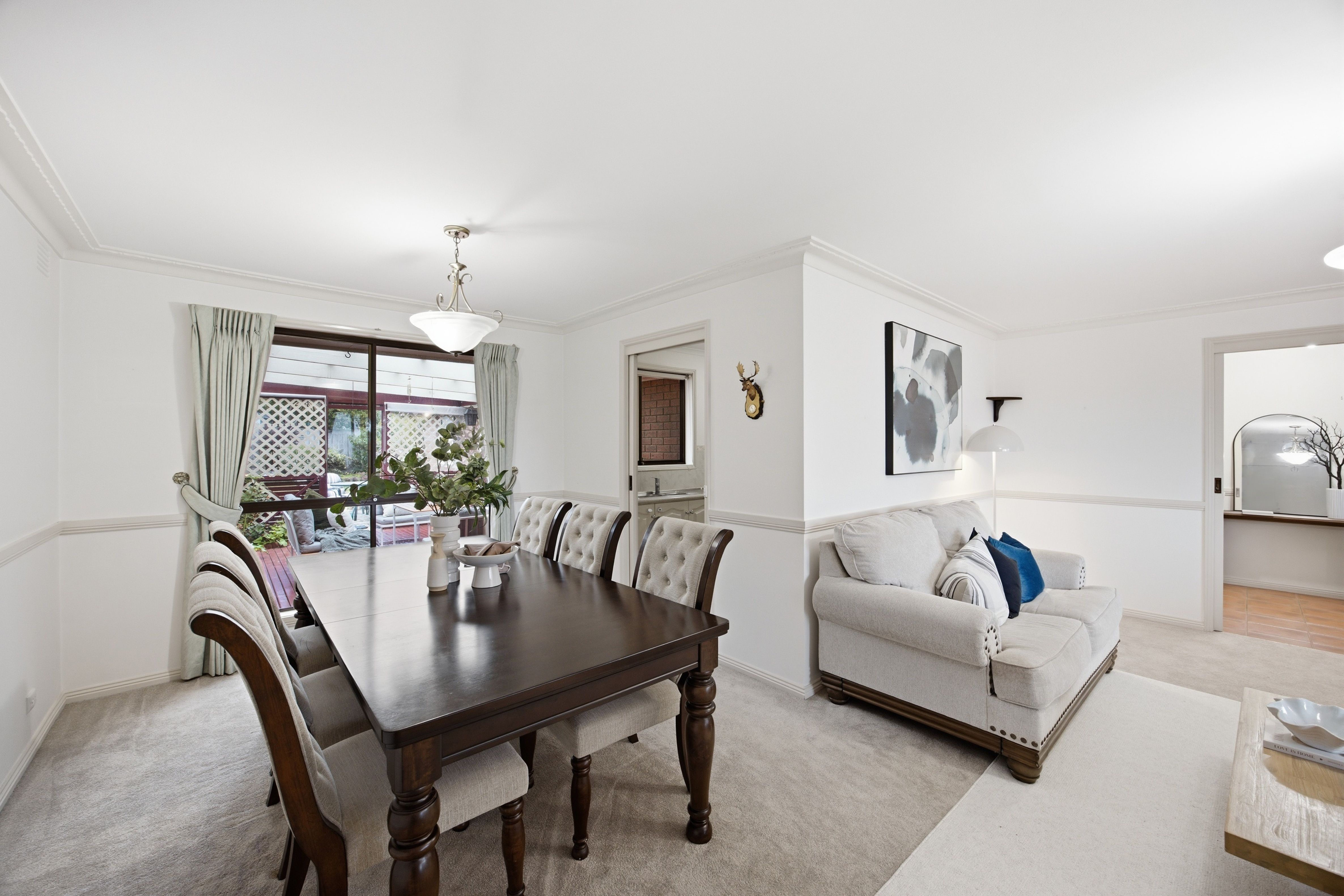 11 Marylyn Place — photo 5 of 17