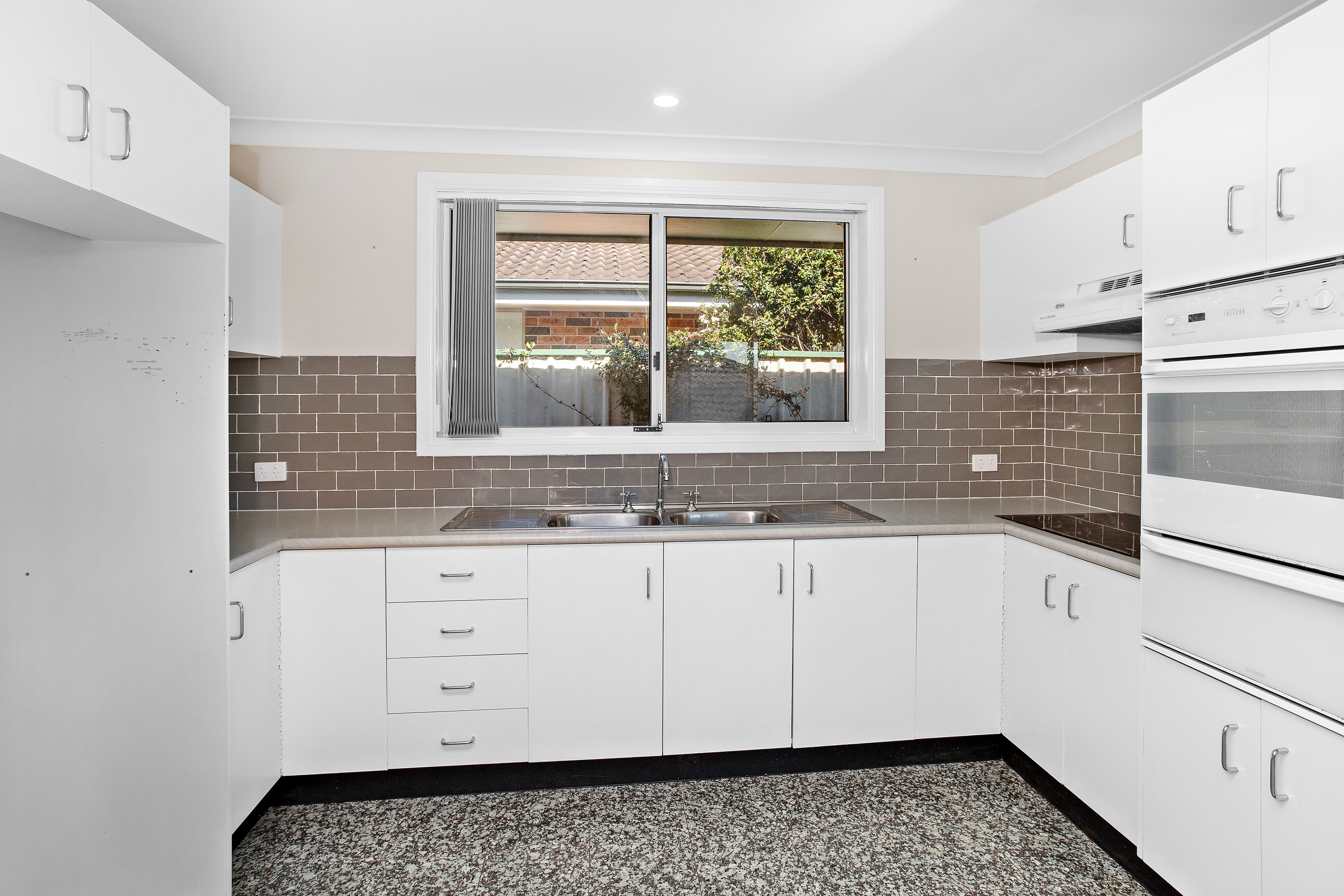 2/14 Alexander Avenue, Kiama Downs, NSW 2533