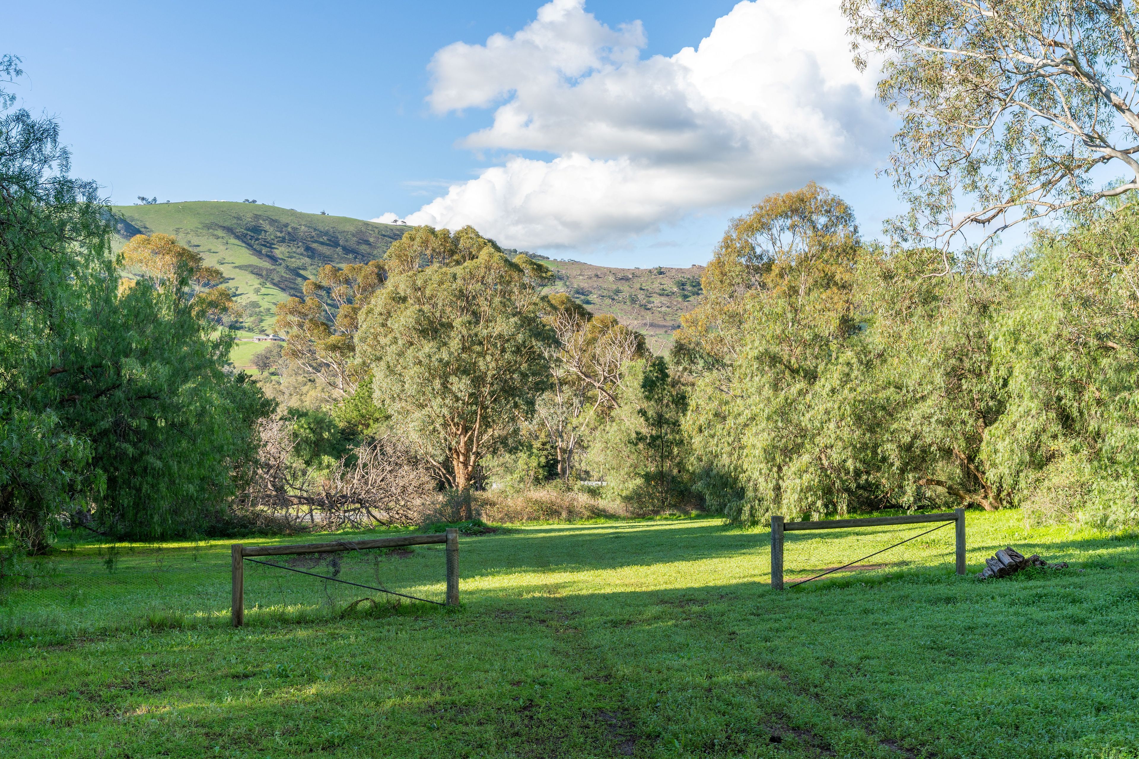 8389 Goulburn Valley Highway — photo from Ray White Nagambie