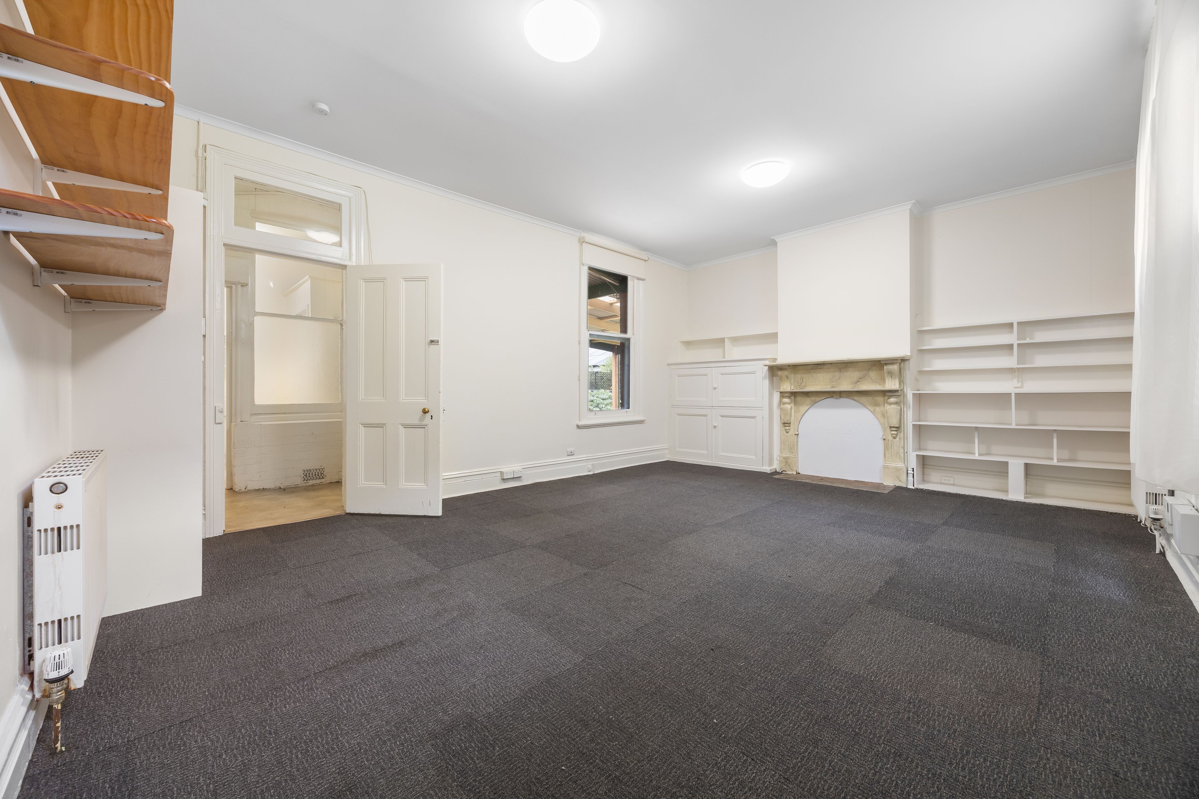 1307 Sturt Street — photo 6 of 15