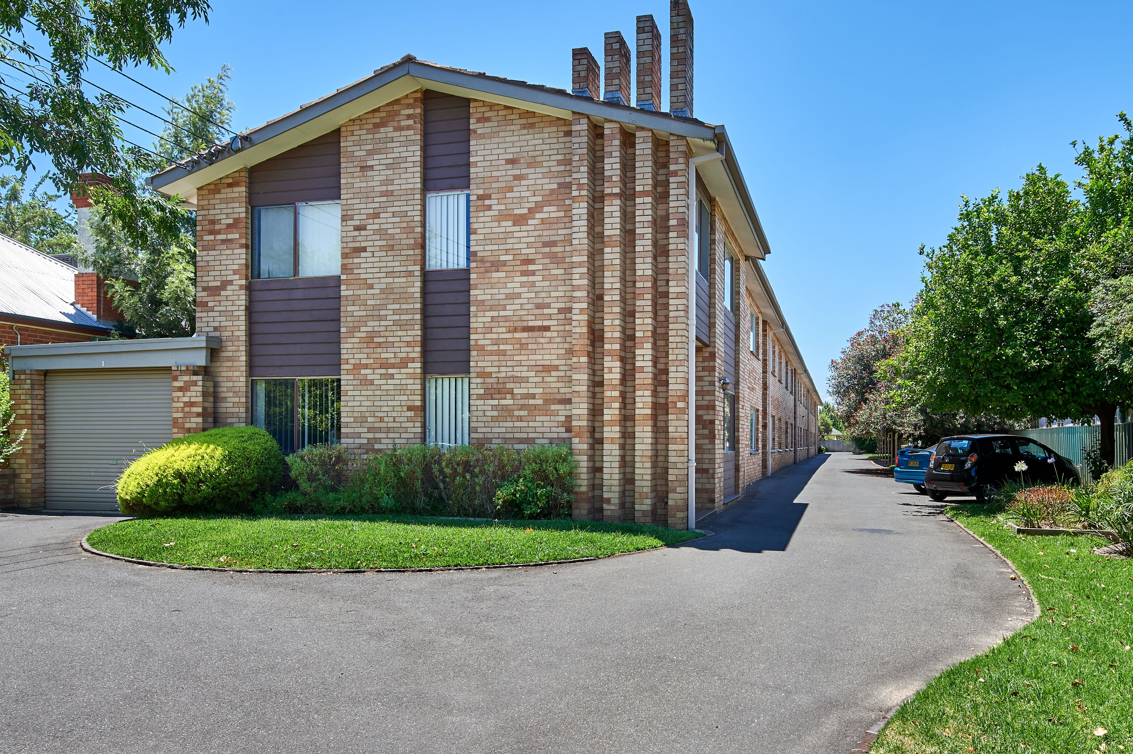 49 Simmons Street