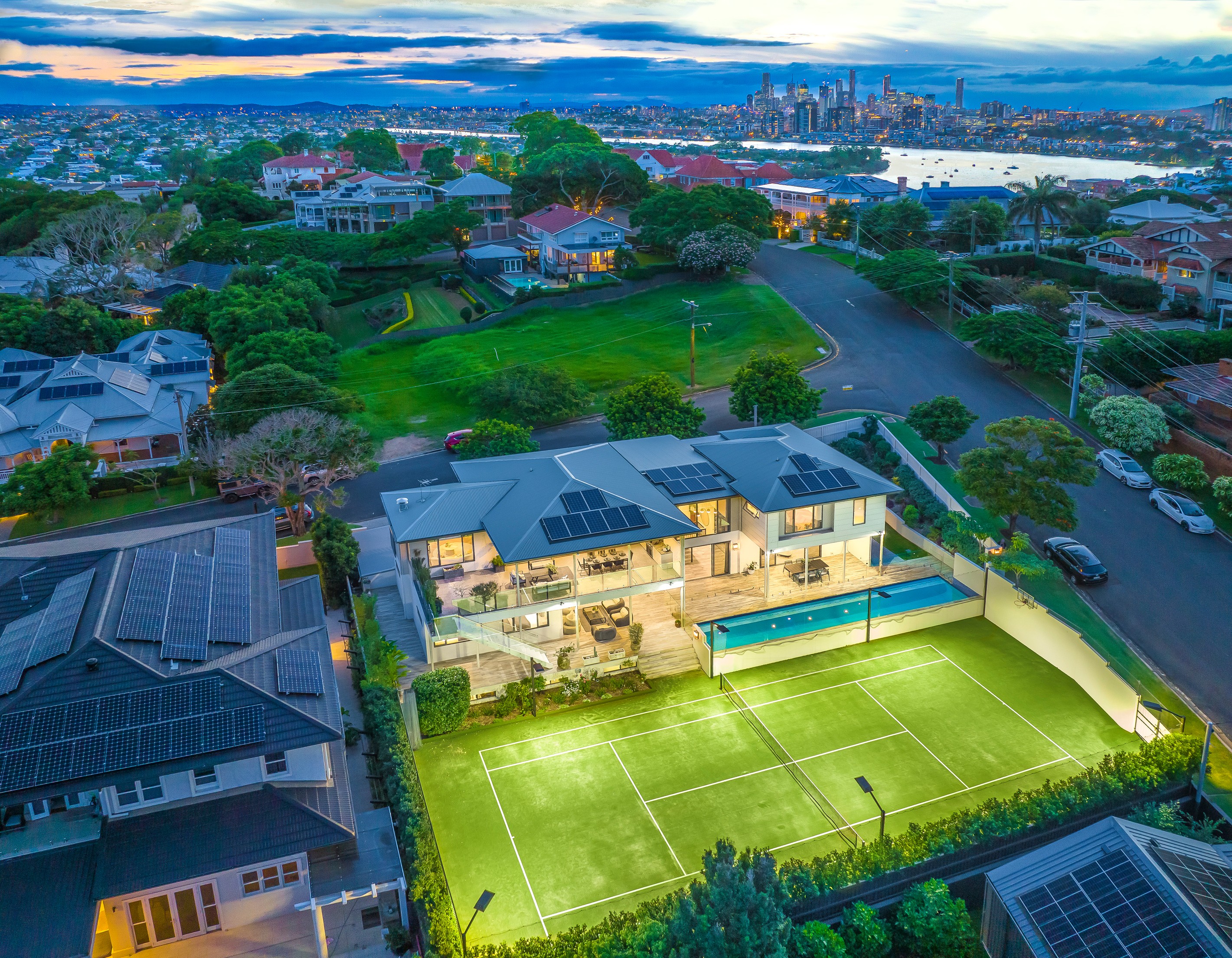 2 Perry Street, Hamilton, QLD 4007