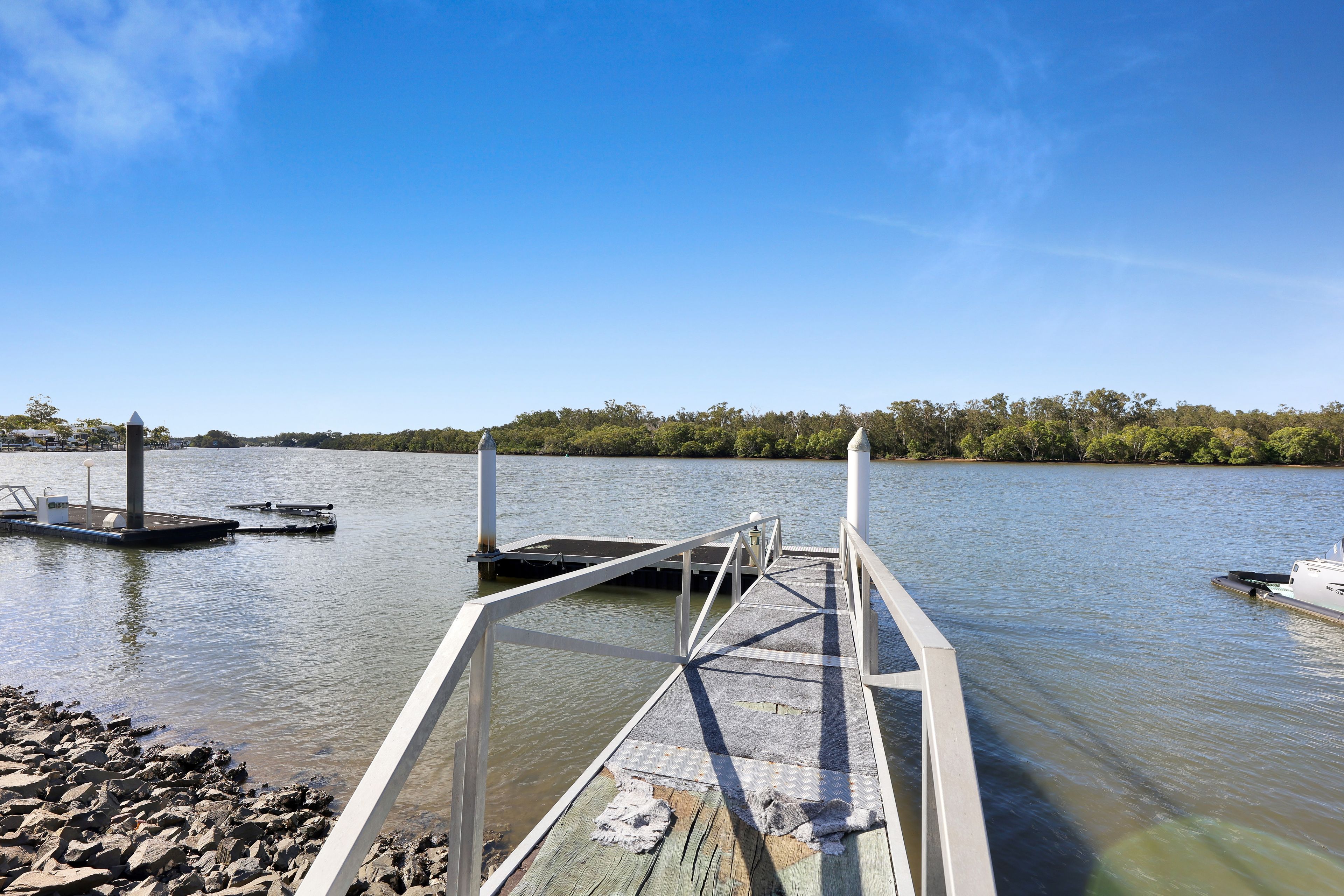 7307 Bayside Close, Sanctuary Cove, QLD 4212