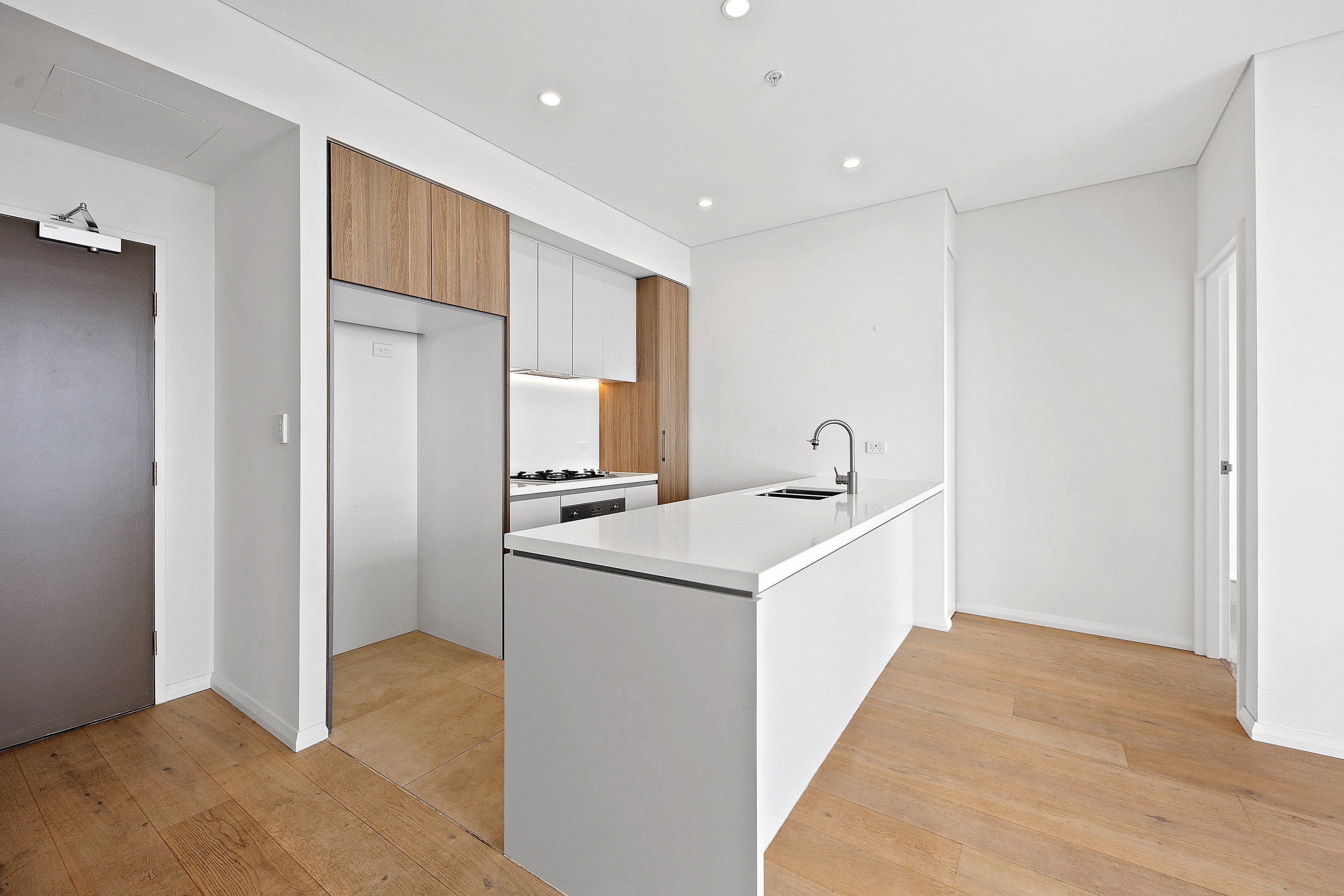 702/8 Village Place, Kirrawee, NSW 2232