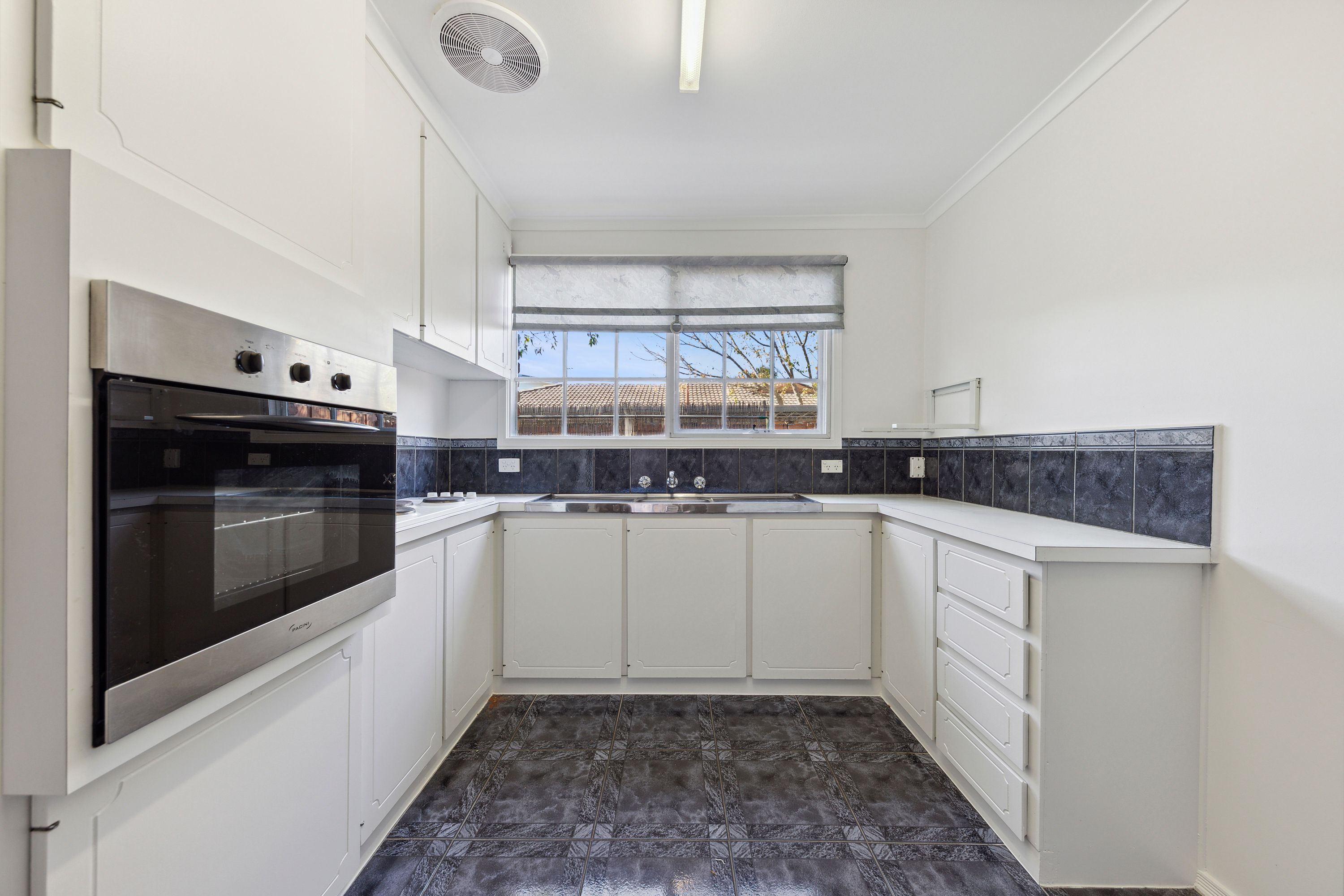 2/1 Jellicoe Street, Cheltenham, VIC 3192