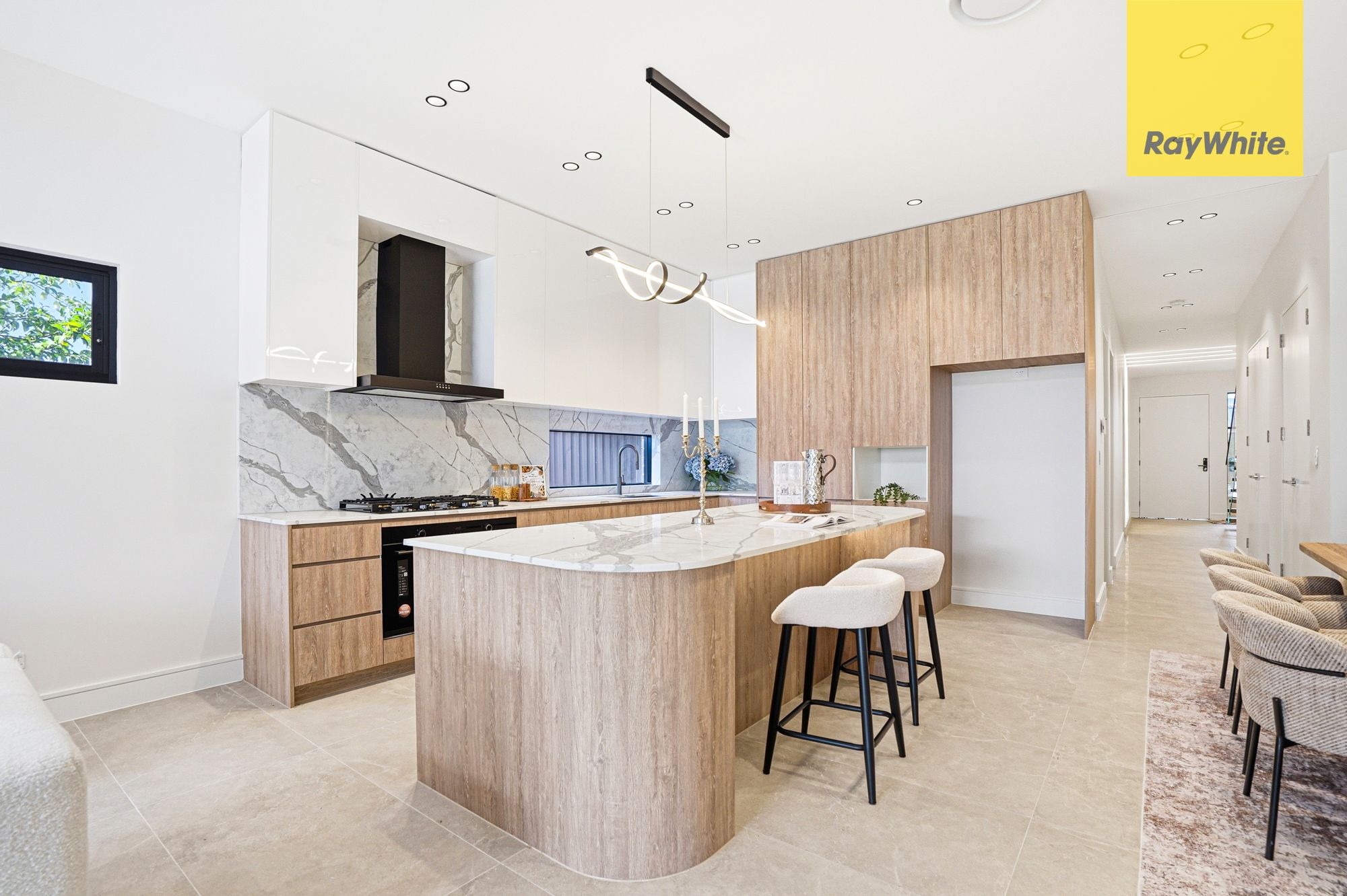 7 Pindari Crescent — photo 8 of 28