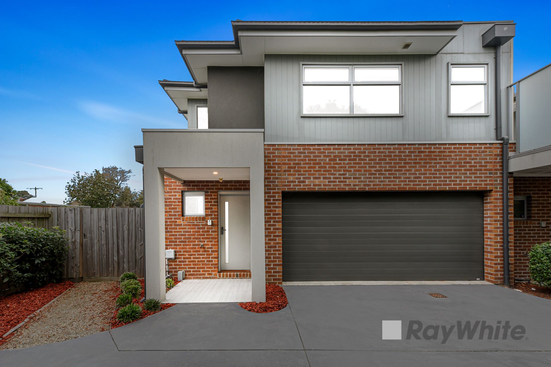 194 Princes Highway, Hallam VIC 3803