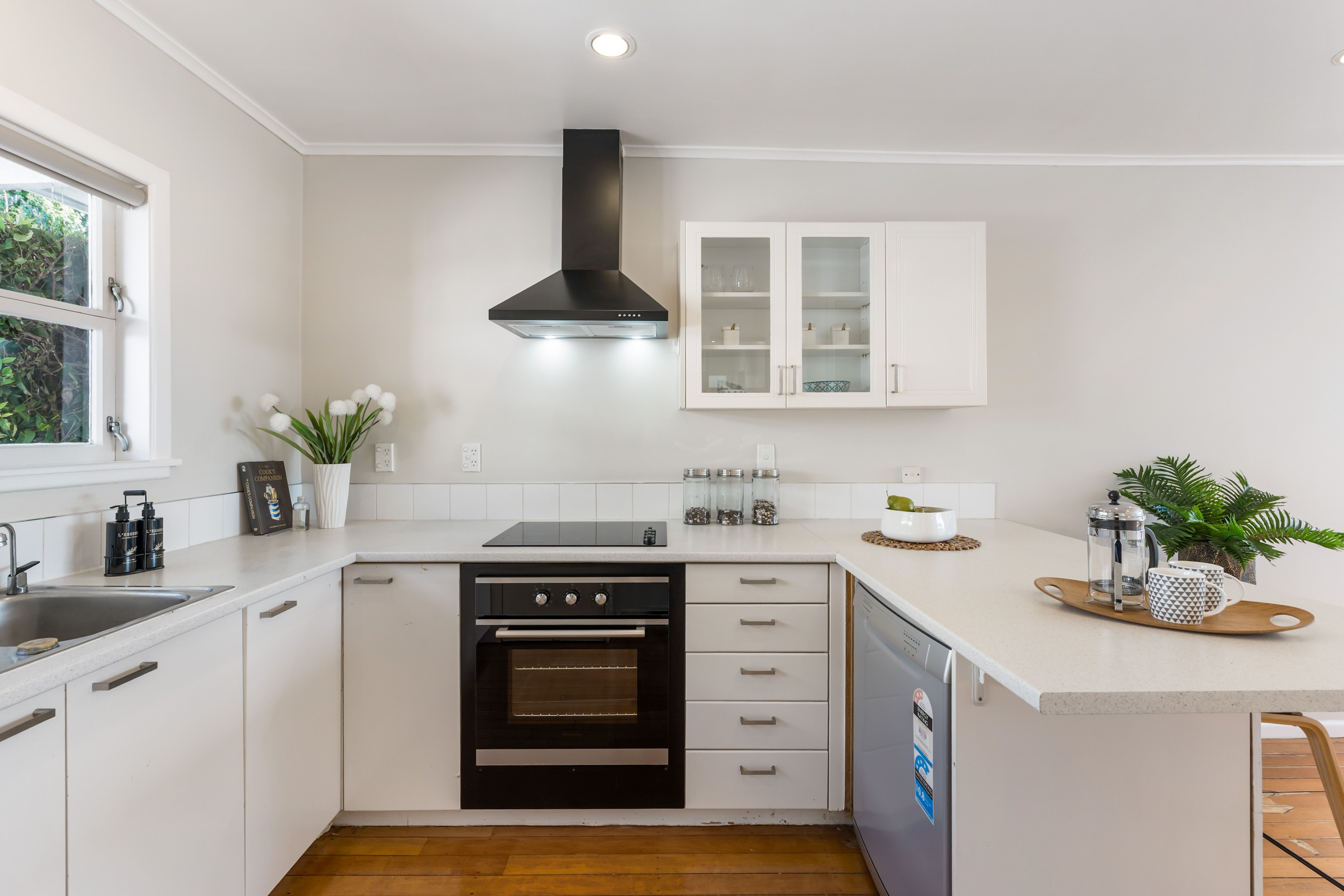 1/18 Limmer Place, Browns Bay, North Shore City