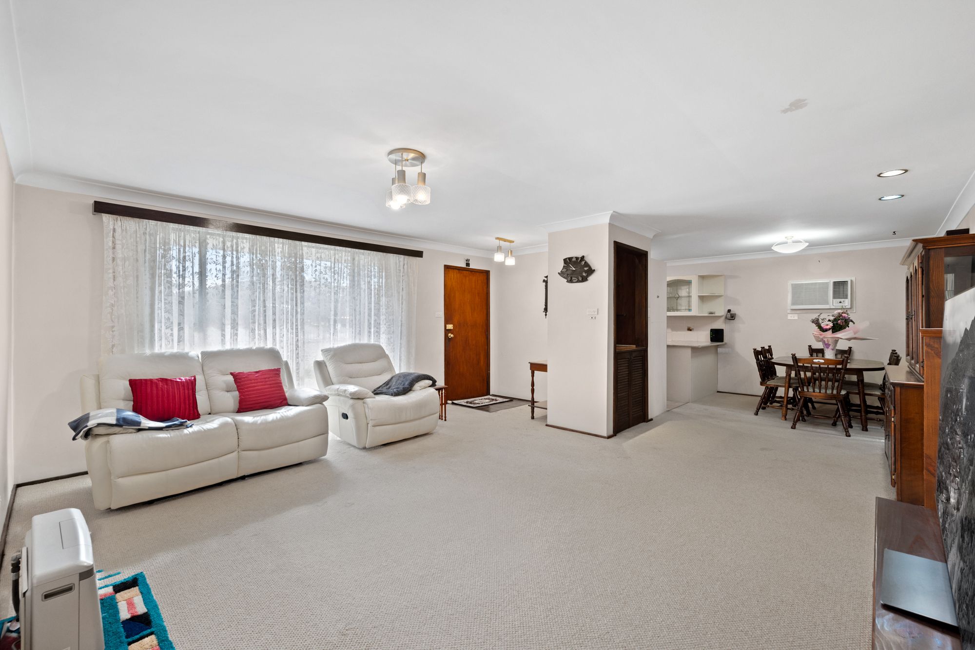 82 Potoroo Avenue, St Helens Park, NSW 2560