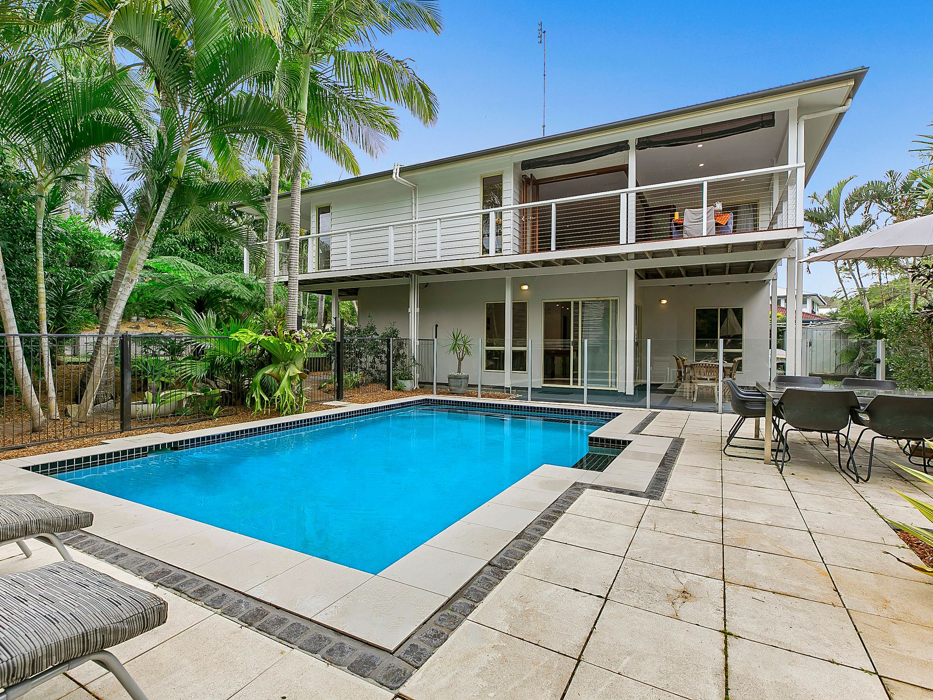 25 Rainbow Crescent, Sunrise Beach QLD 4567