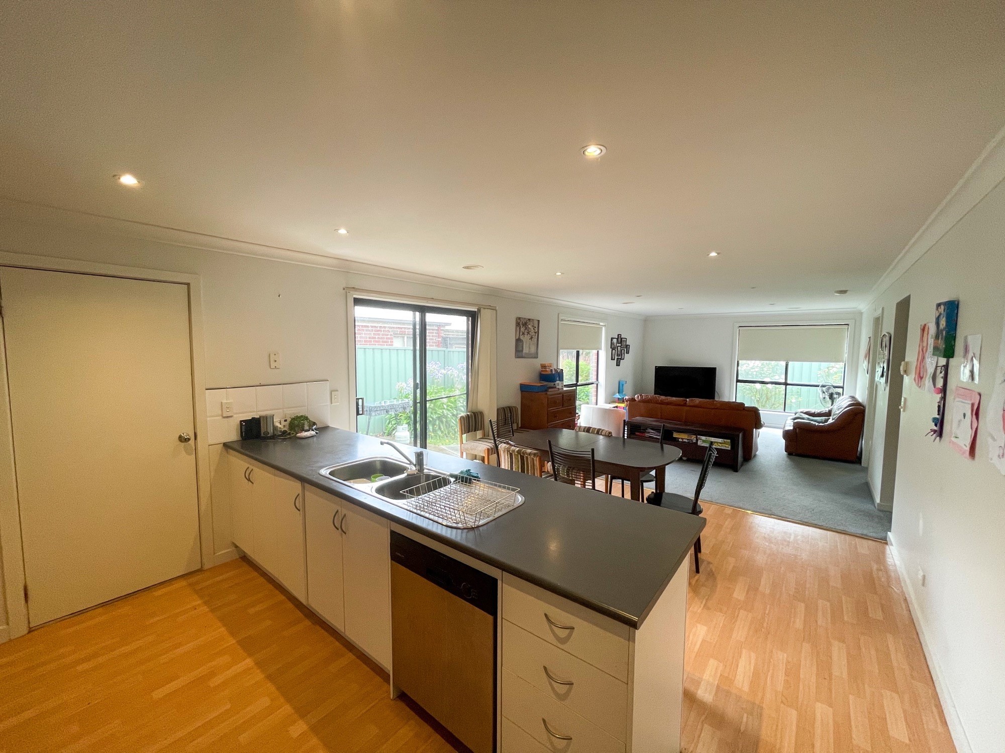 28 Parbury Avenue, Lake Gardens, VIC 3355