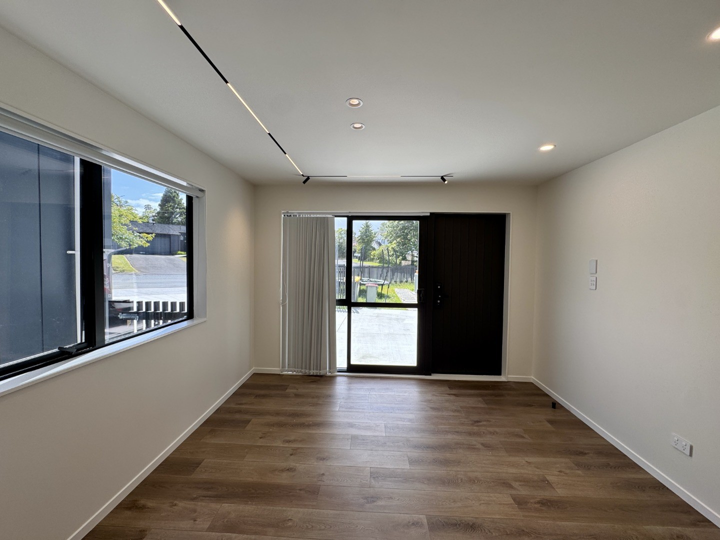 40C Centorian Drive, Windsor Park, North Shore City